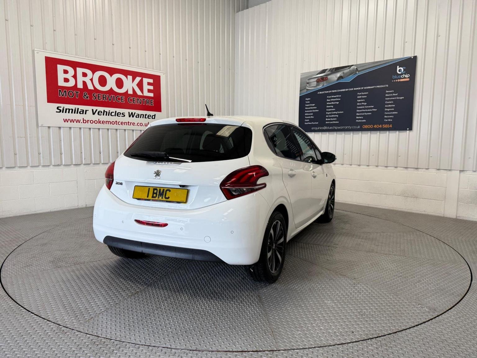 Peugeot 208