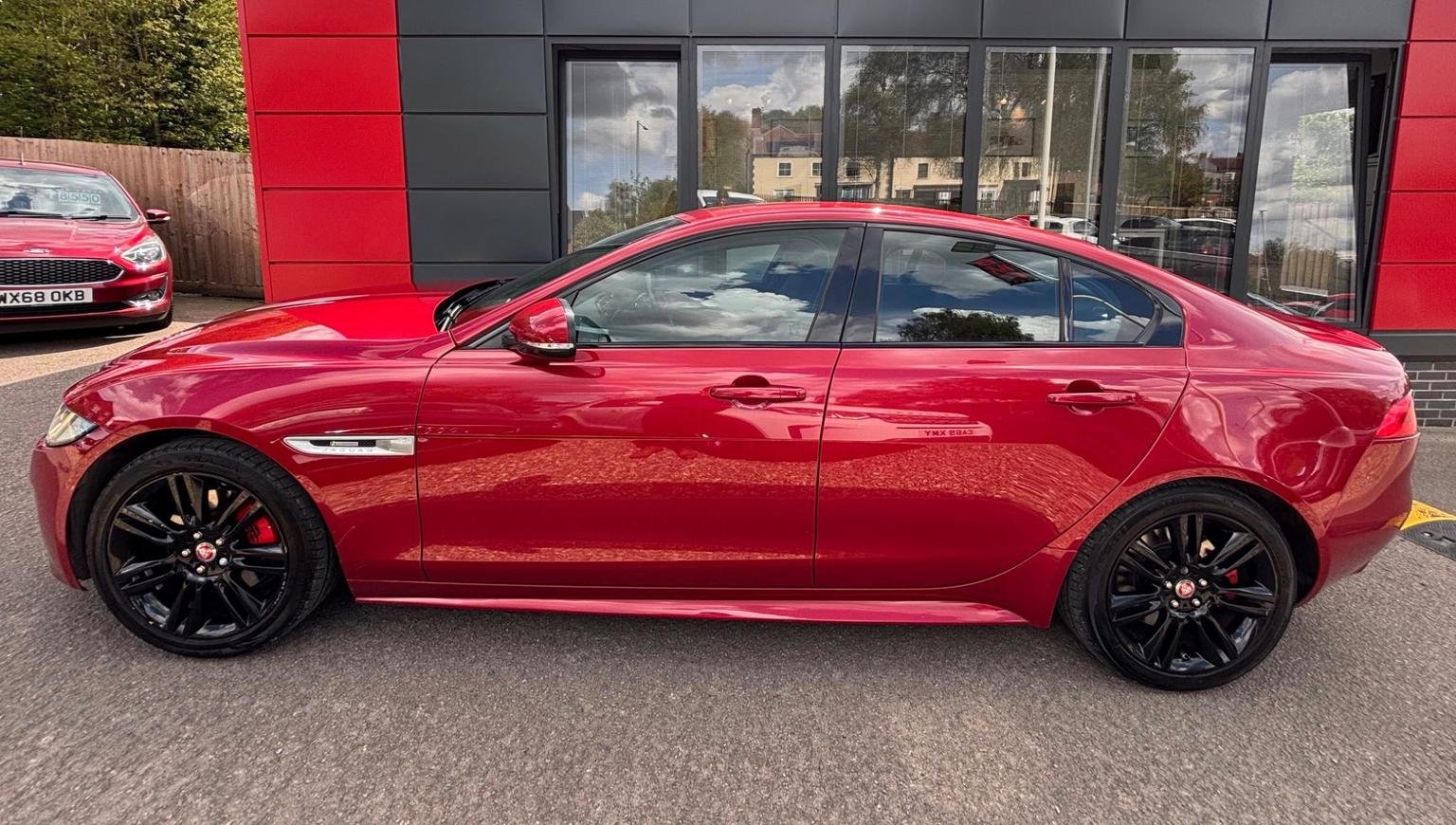 Jaguar XE