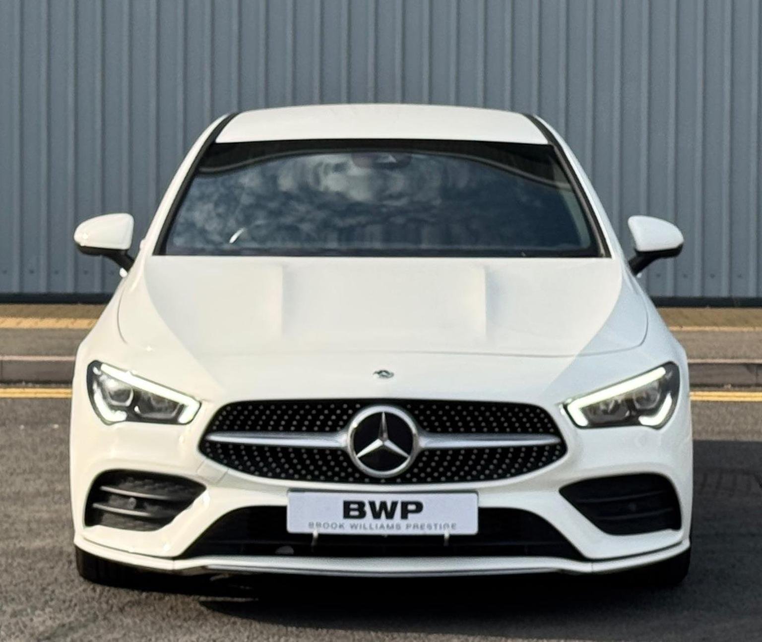Mercedes Benz CLA