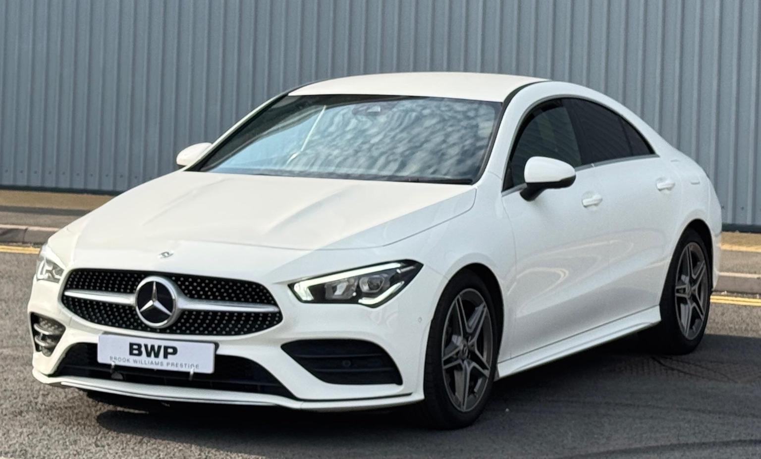 Mercedes Benz CLA