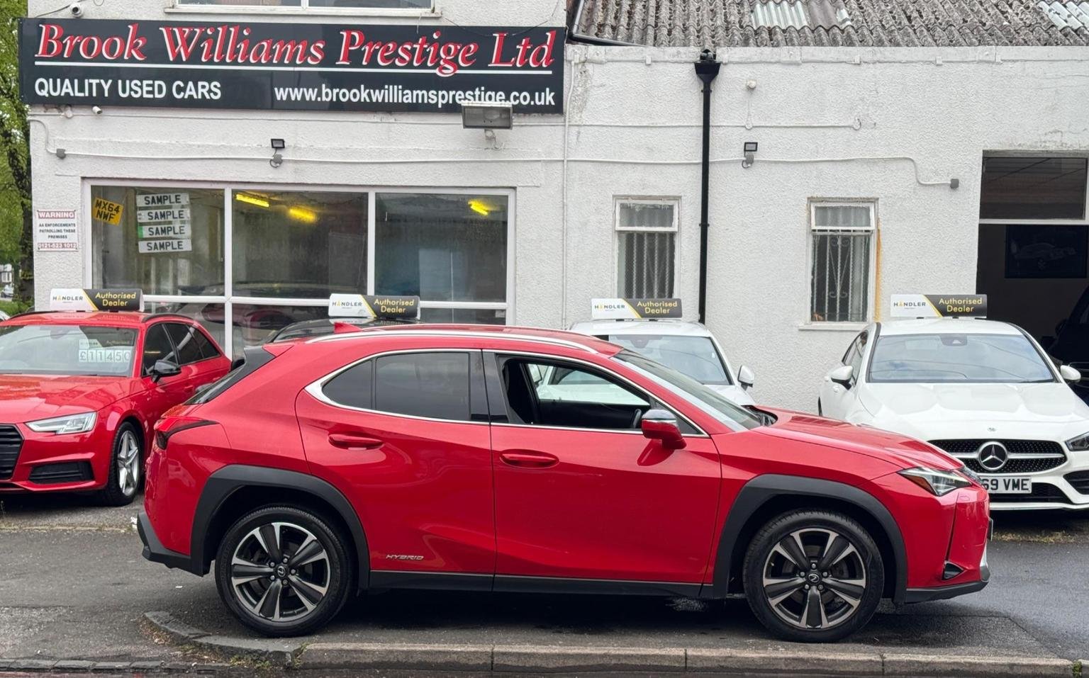 Lexus UX