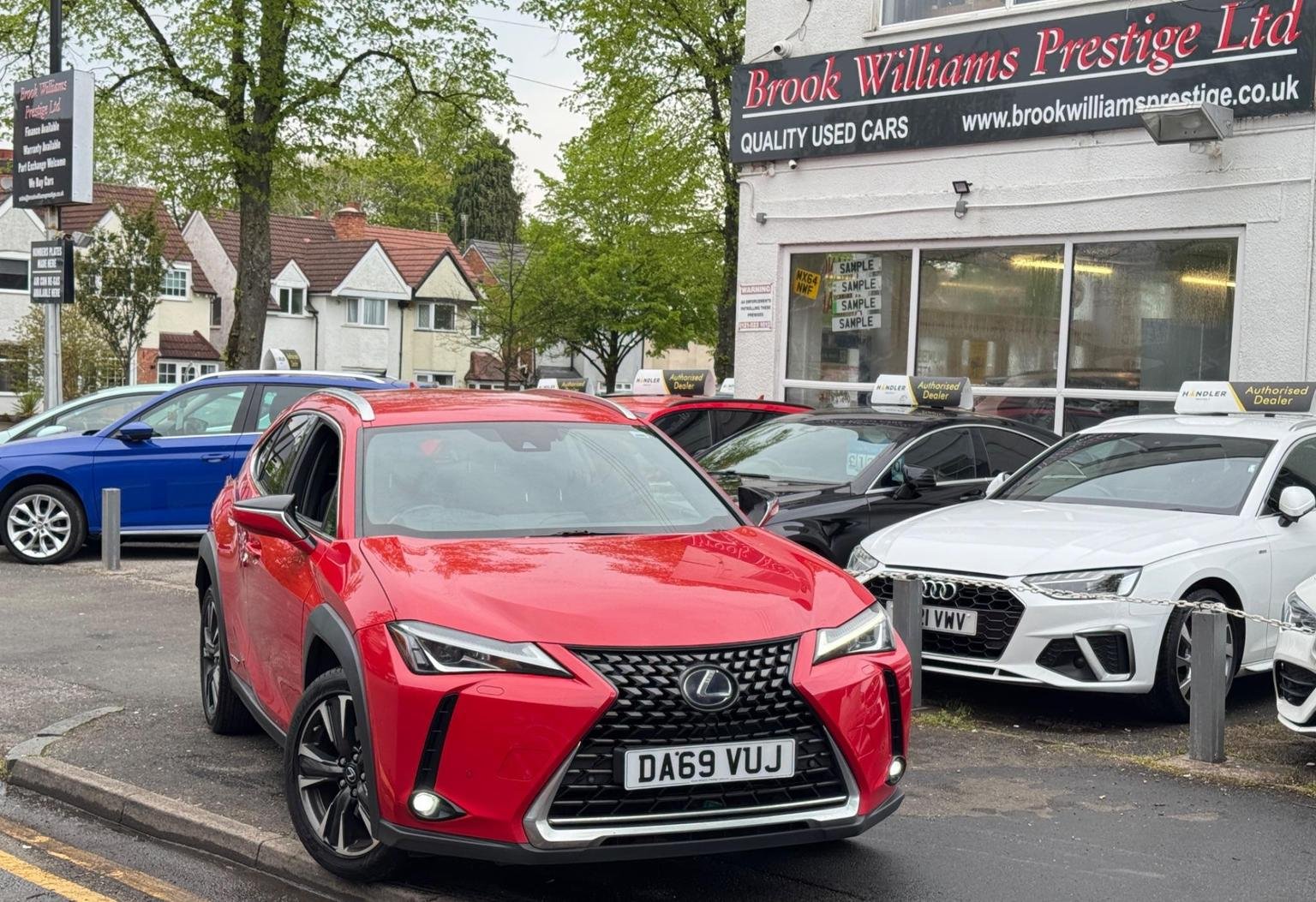 Lexus UX