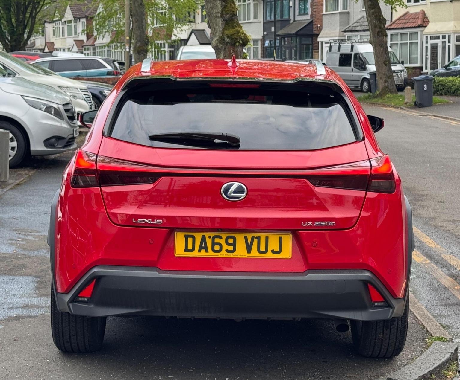 Lexus UX