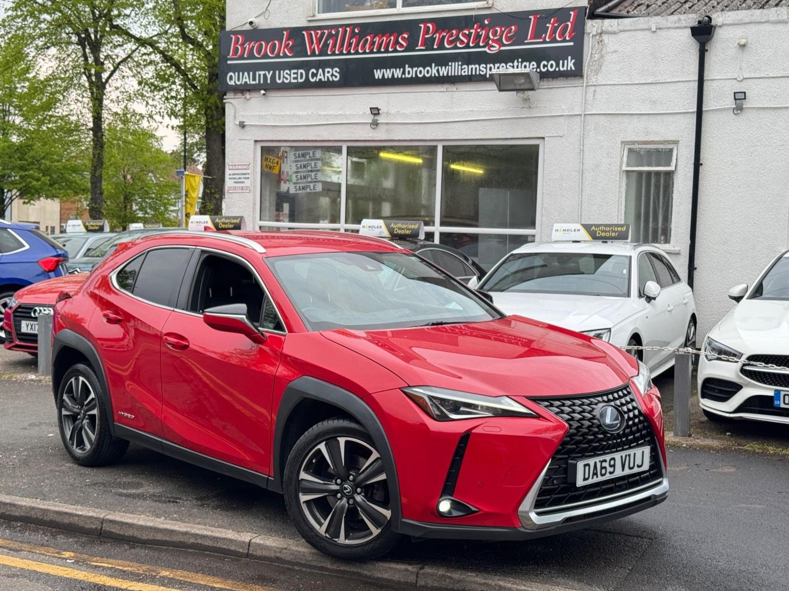 Lexus UX
