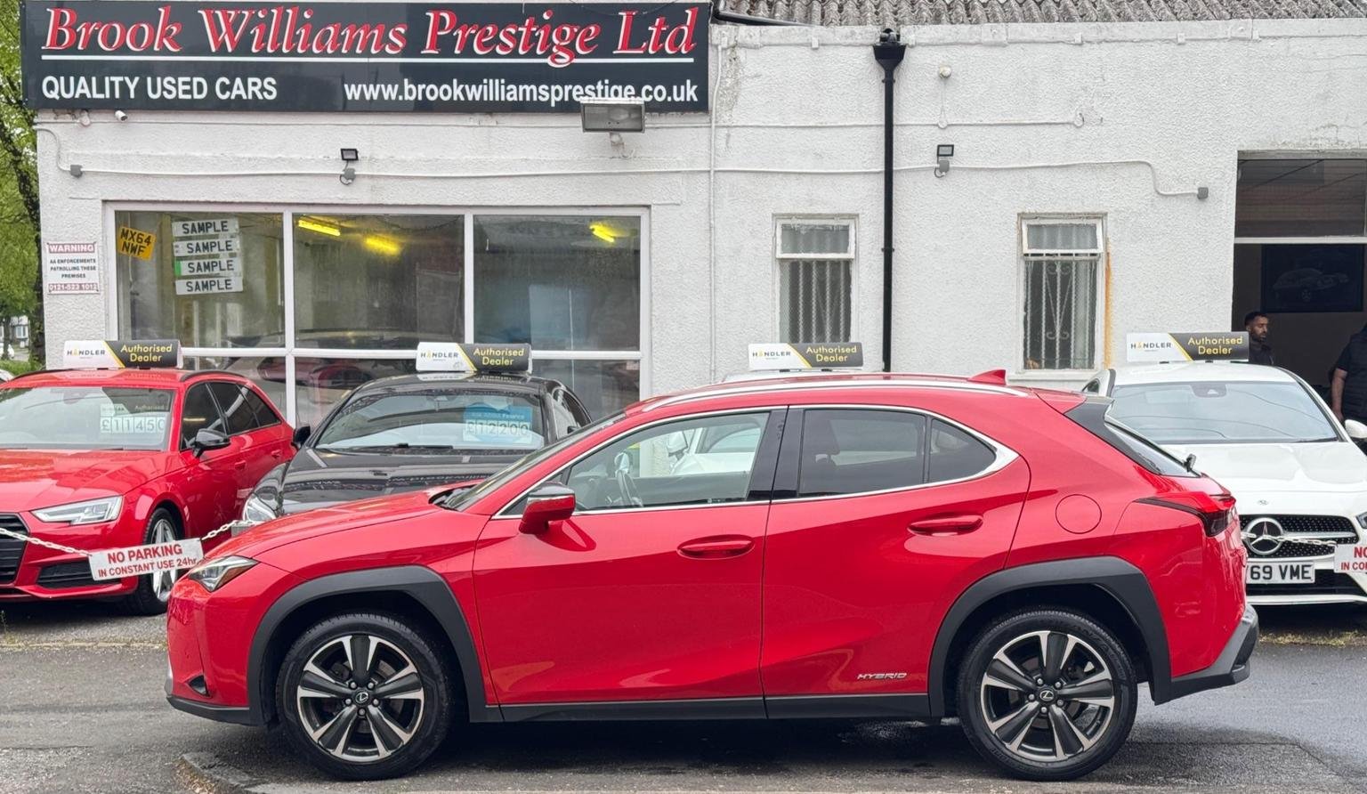 Lexus UX