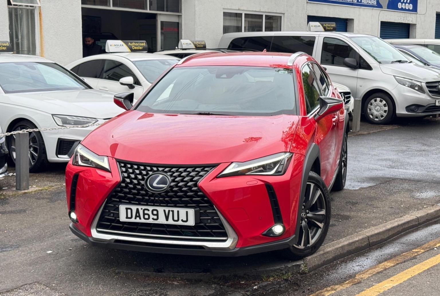 Lexus UX