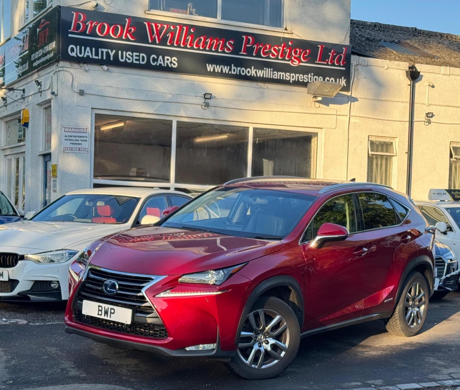 Lexus NX 300h