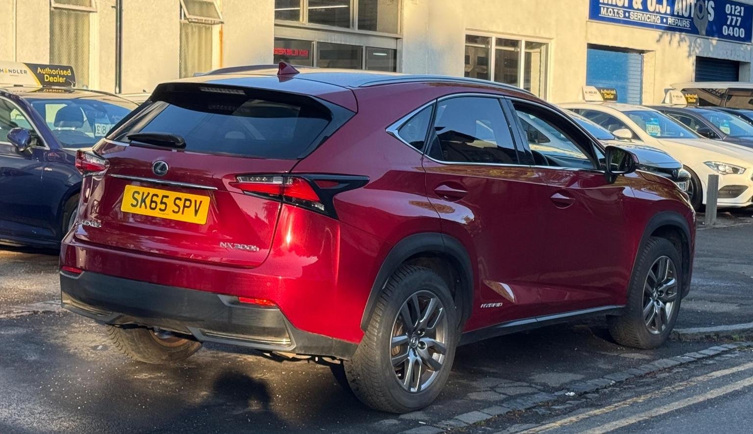 Lexus NX 300h
