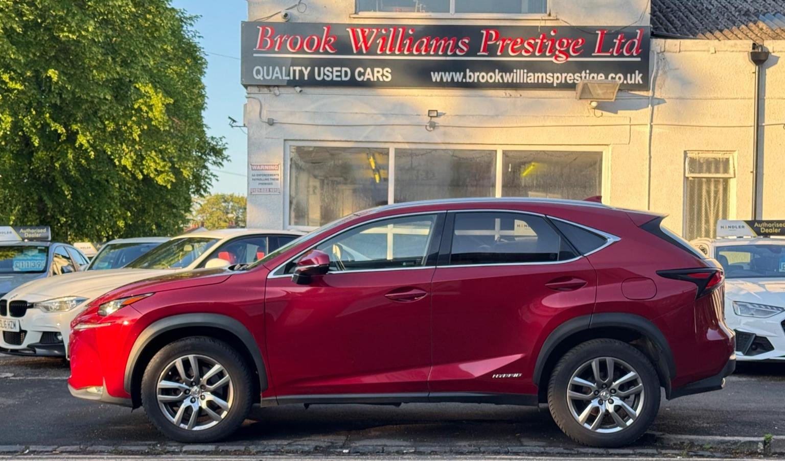 Lexus NX 300h
