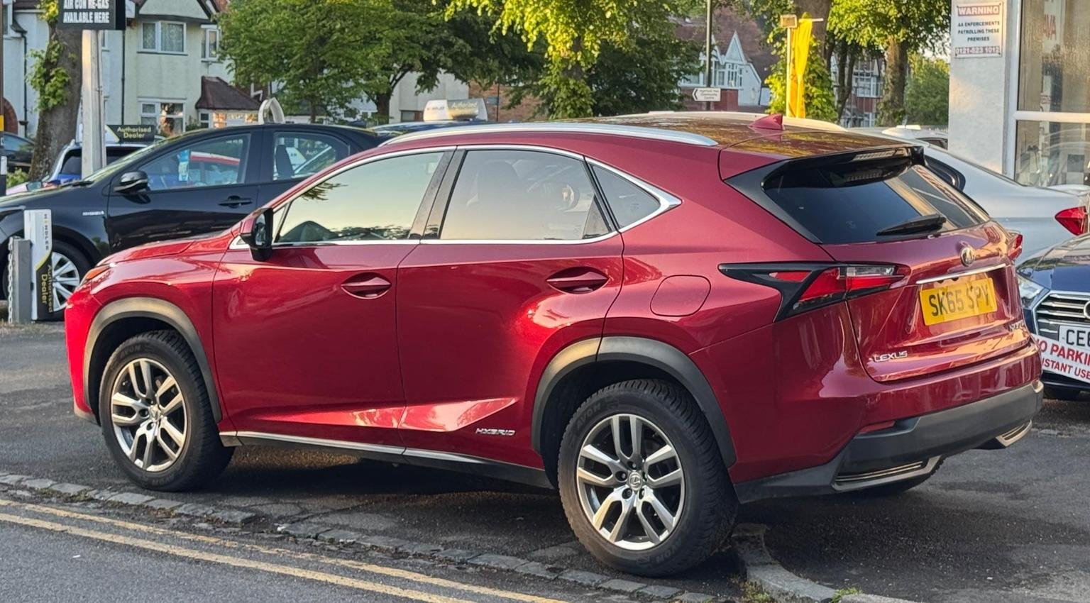 Lexus NX 300h