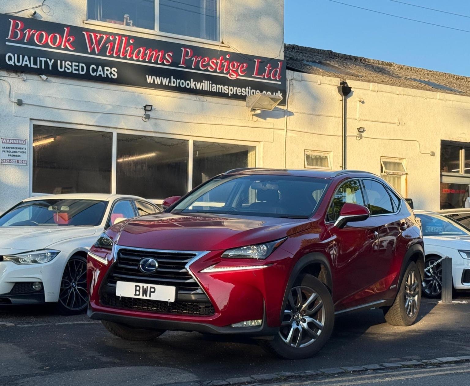 Lexus NX 300h