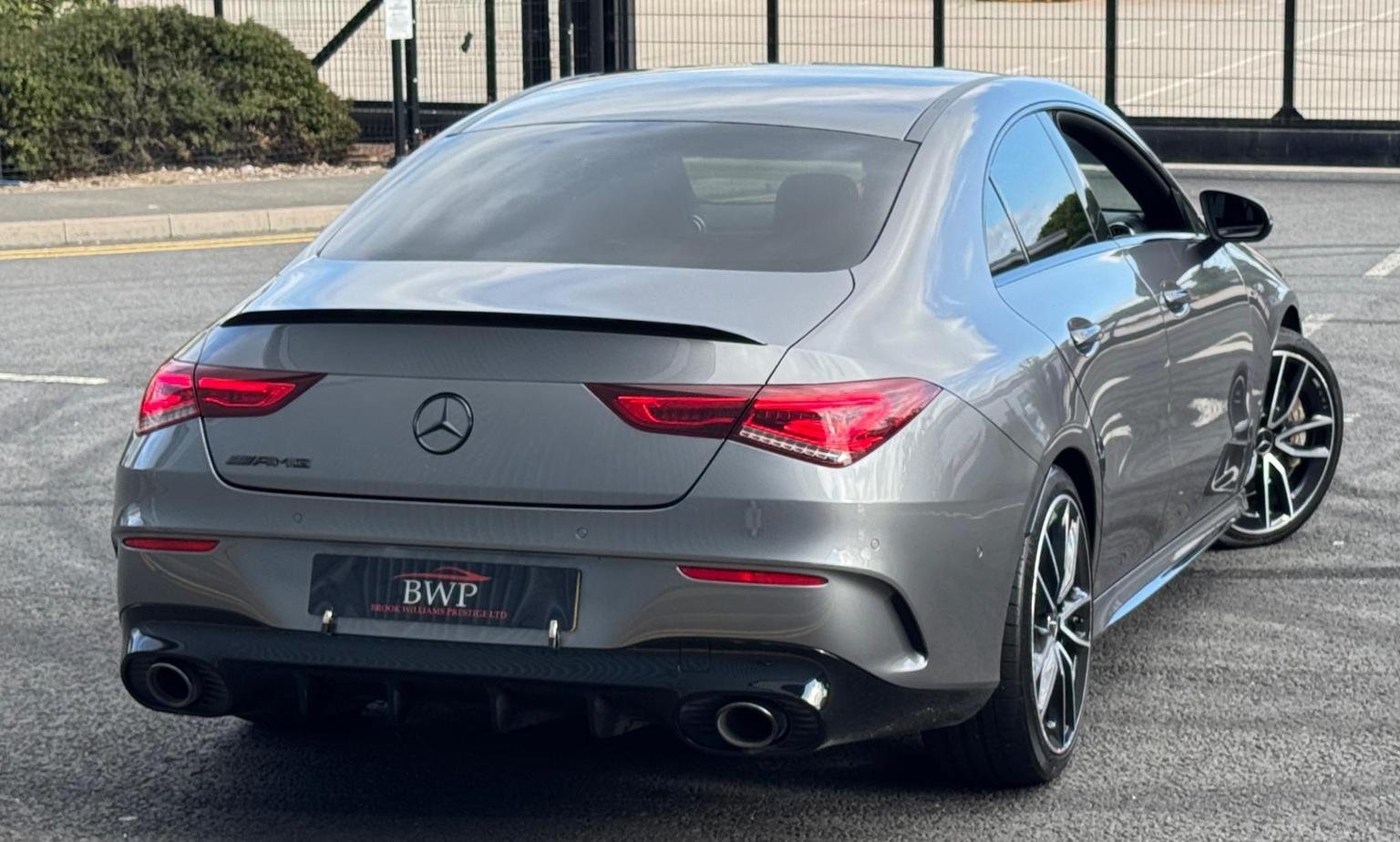 Mercedes Benz CLA
