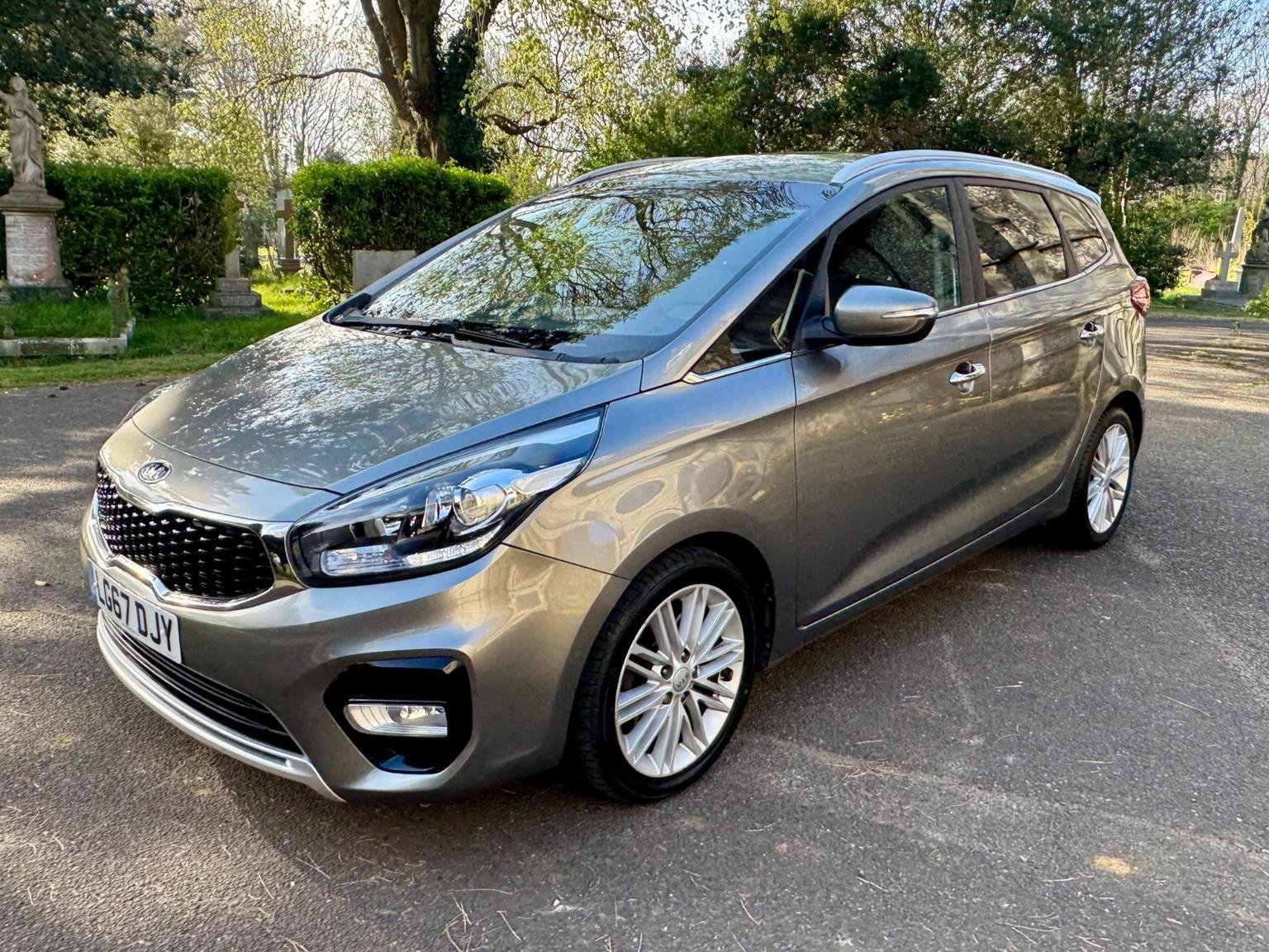 Kia Carens