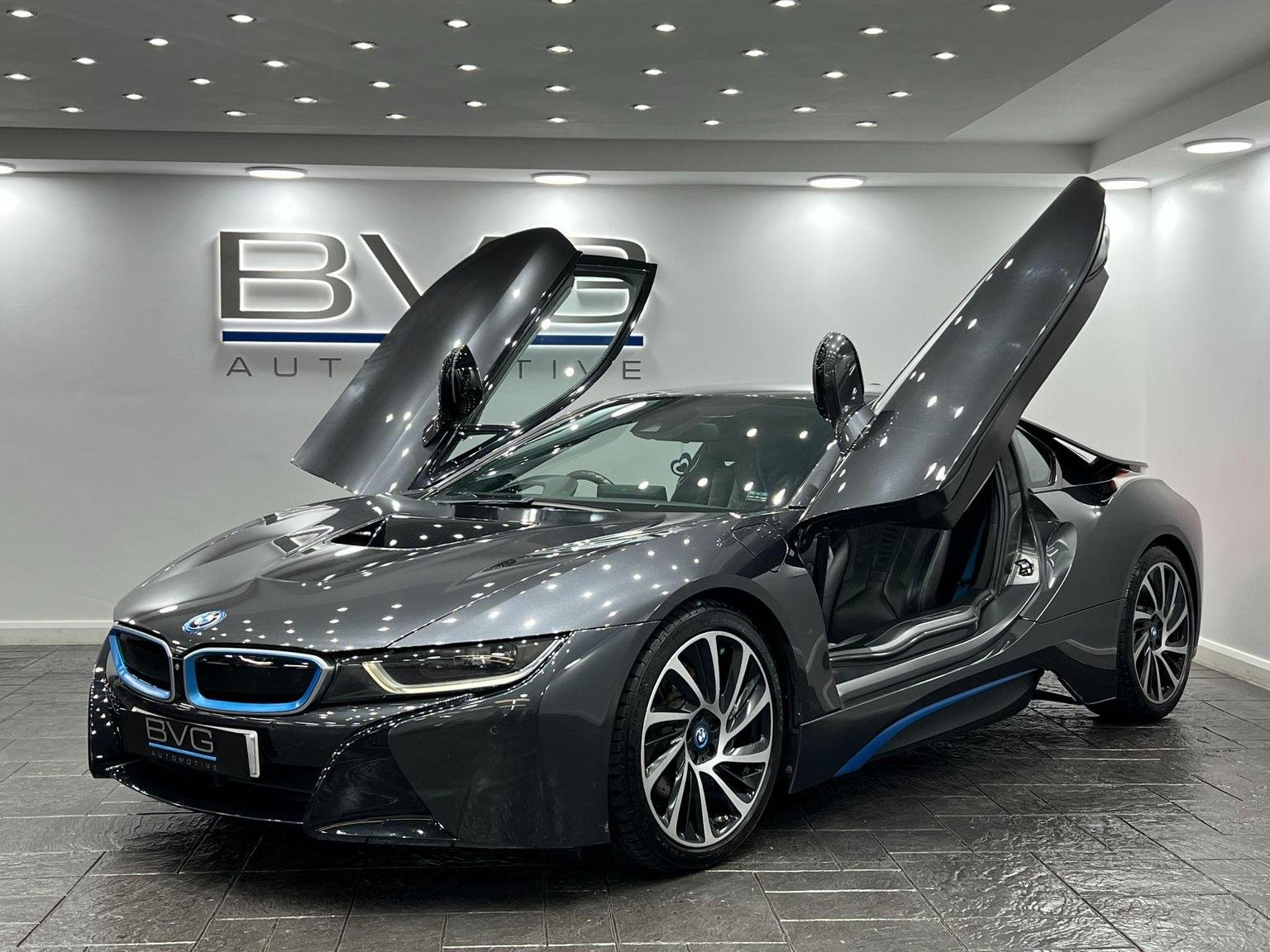 BMW i8