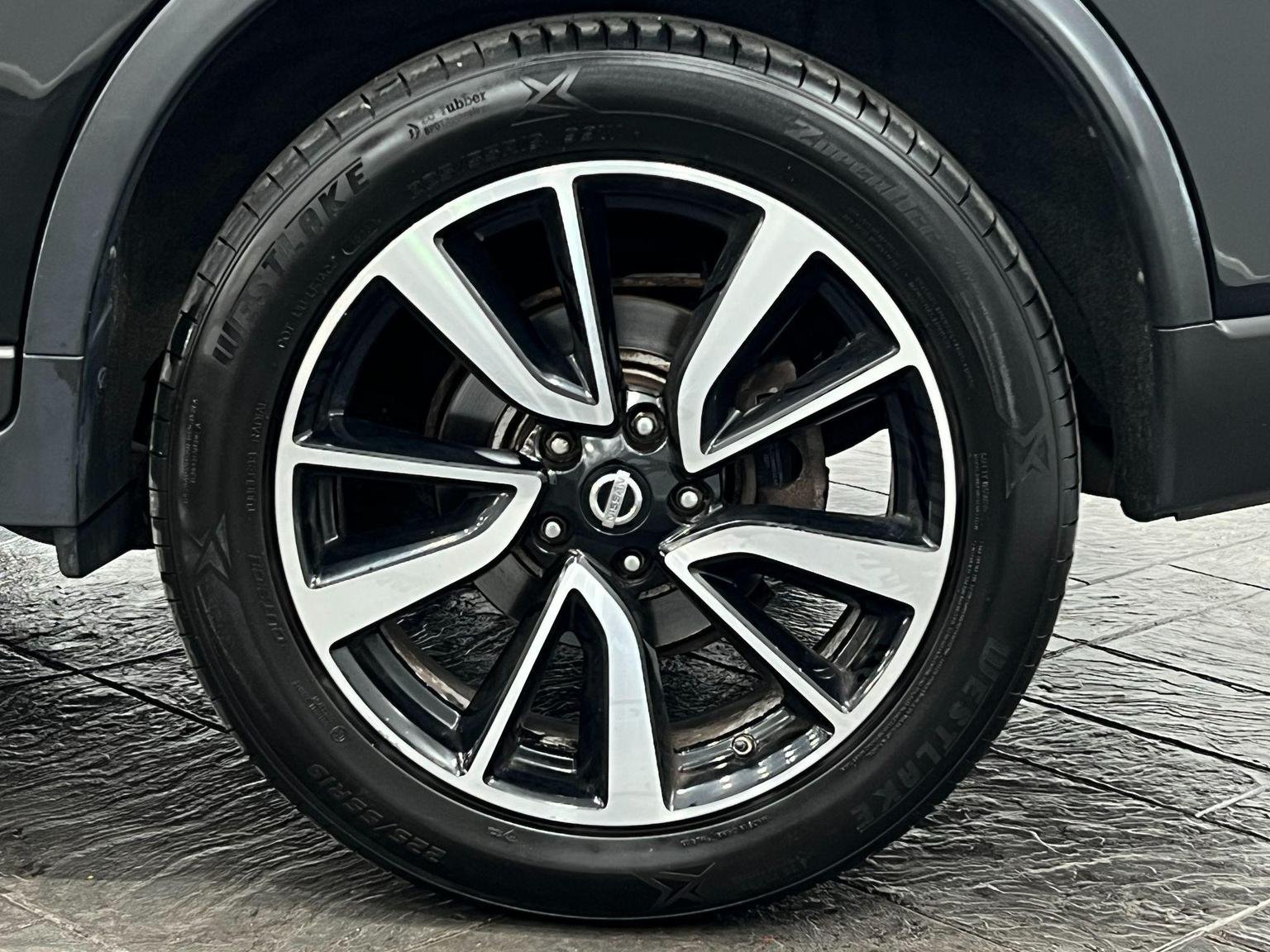 Nissan X Trail