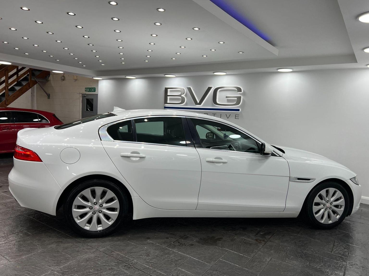 Jaguar XE