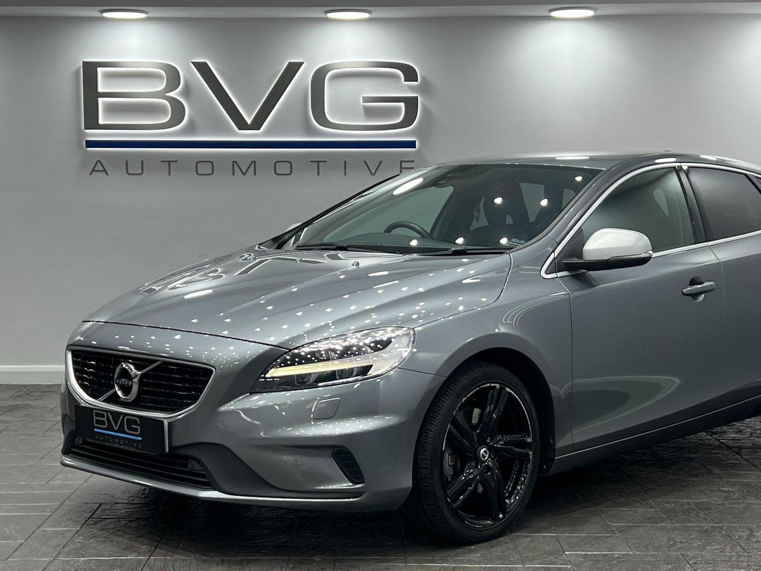 Volvo V40