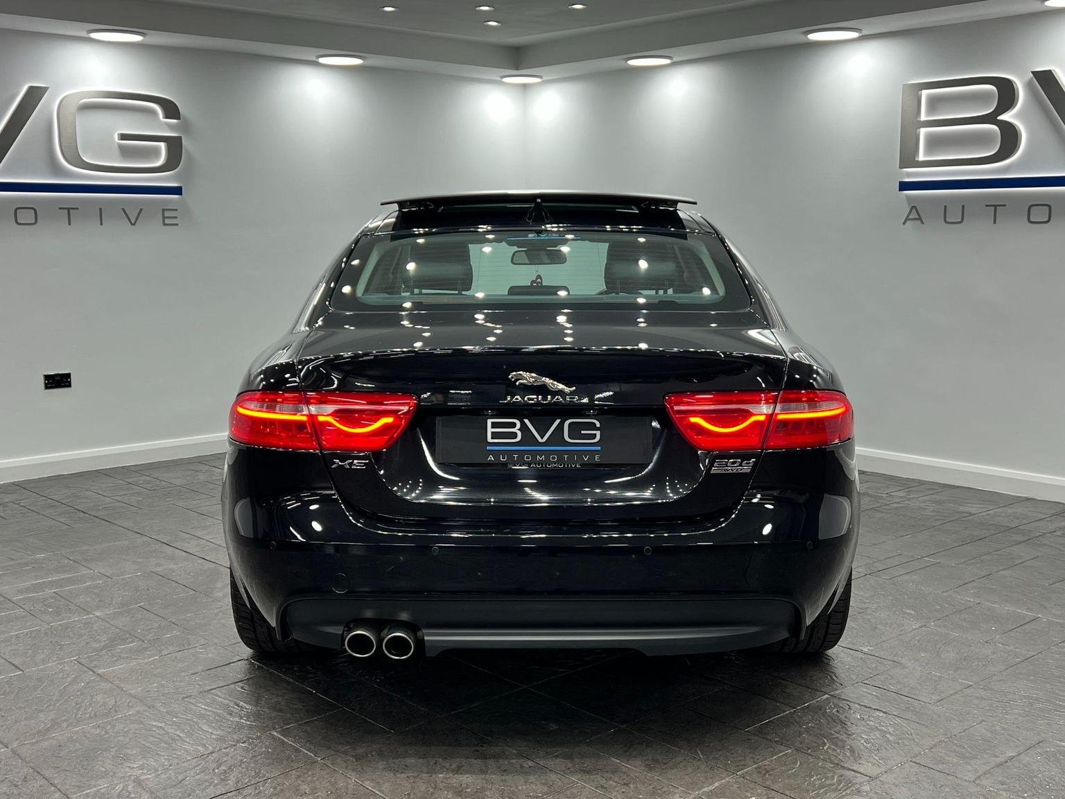 Jaguar XE