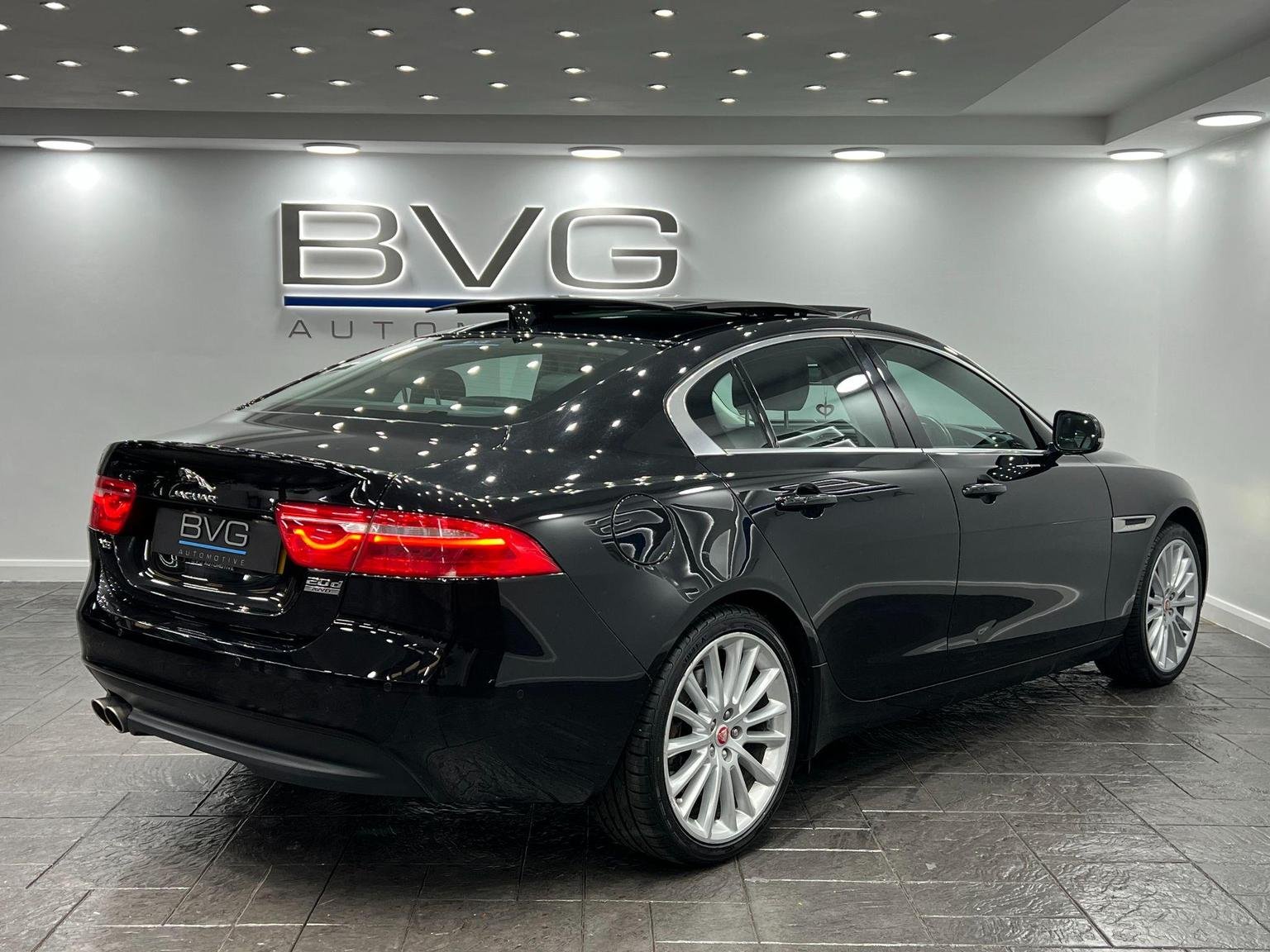 Jaguar XE