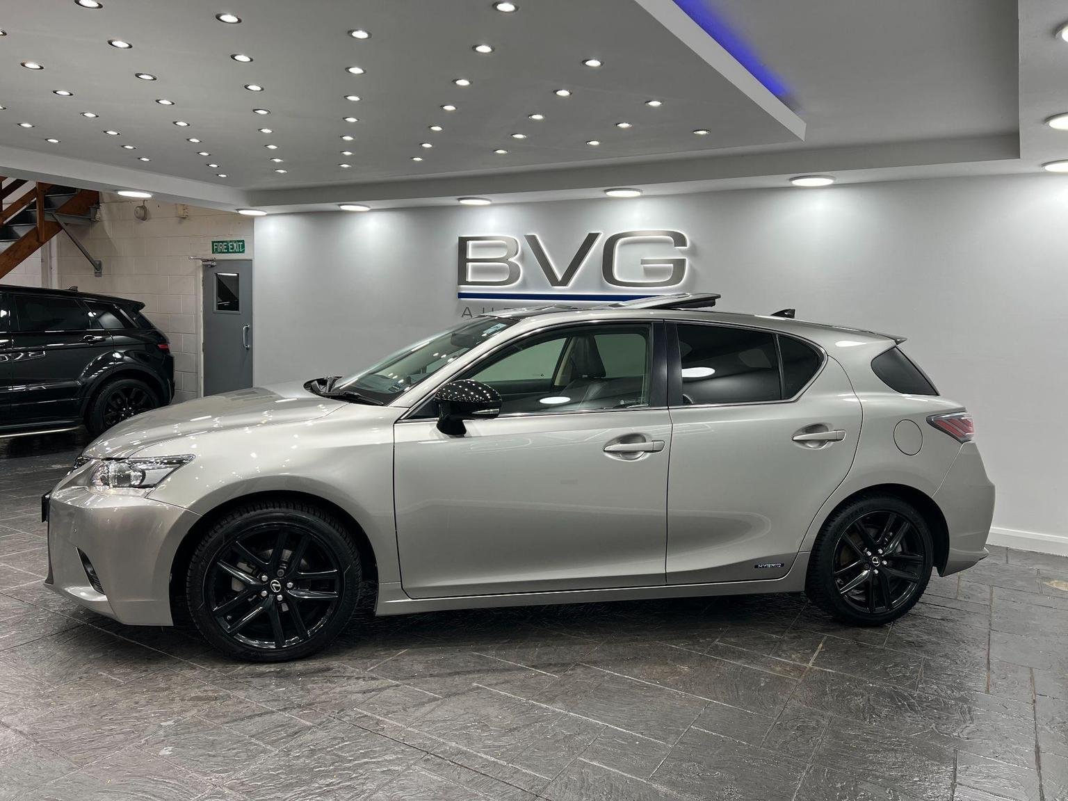 Lexus CT 200h