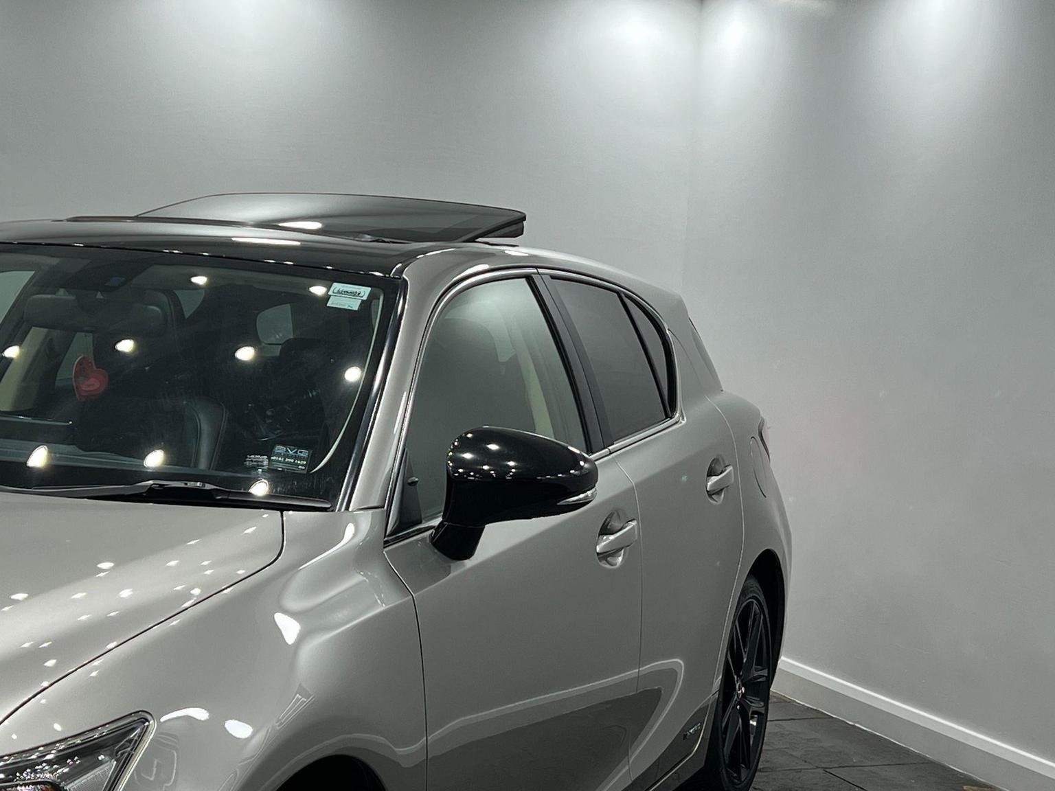 Lexus CT 200h