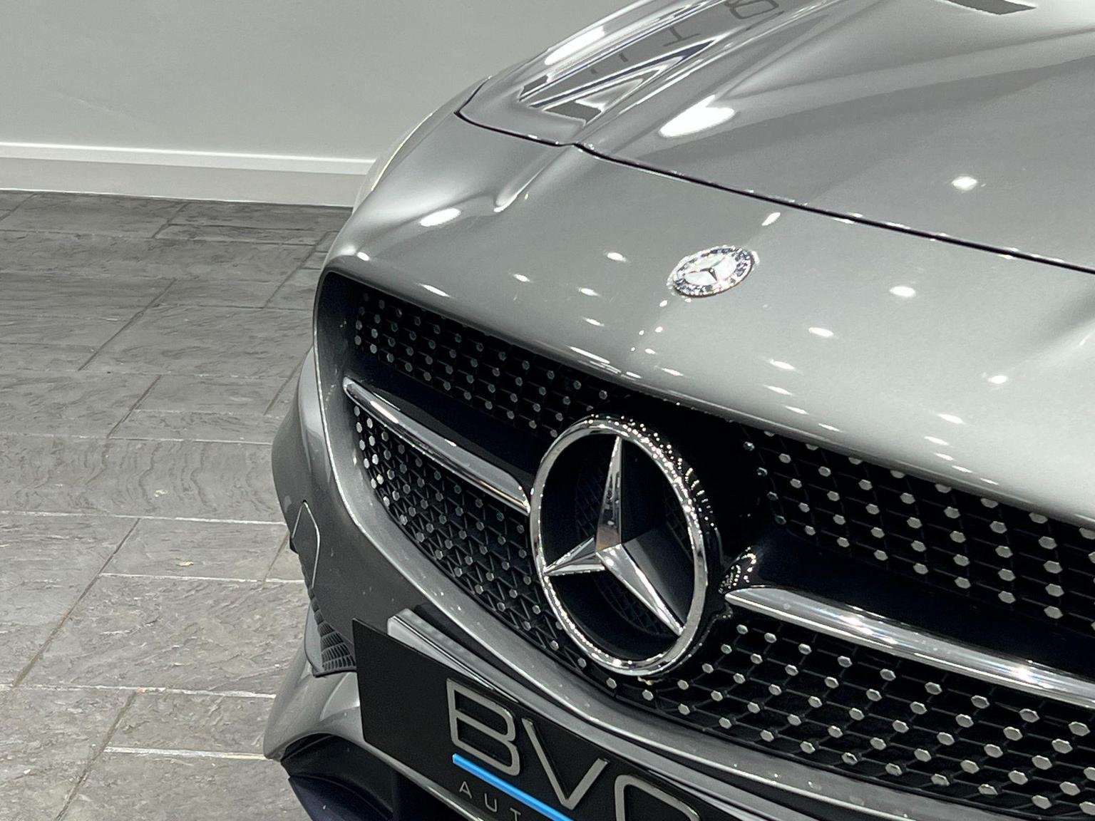 Mercedes Benz CLA