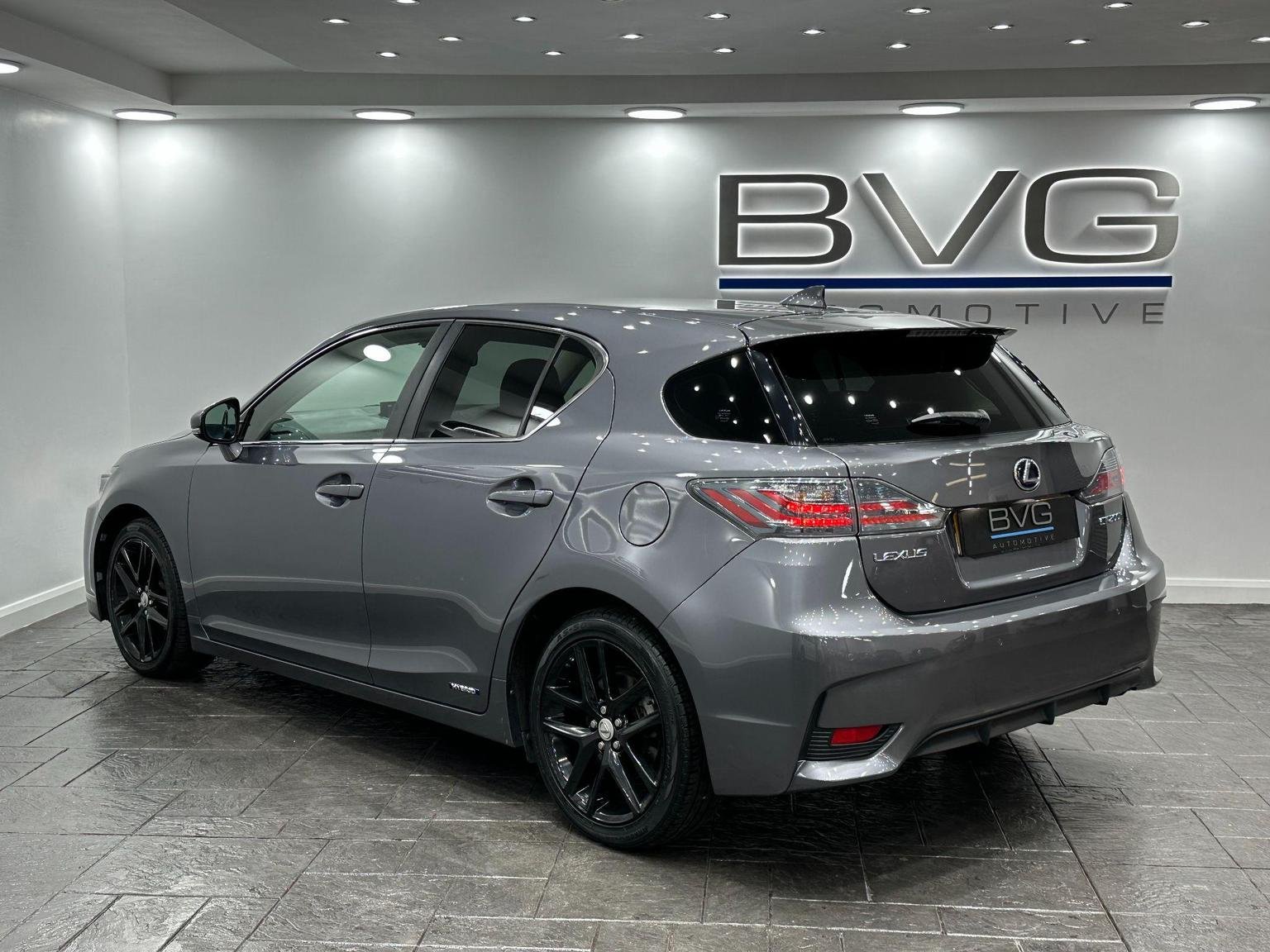 Lexus CT 200h