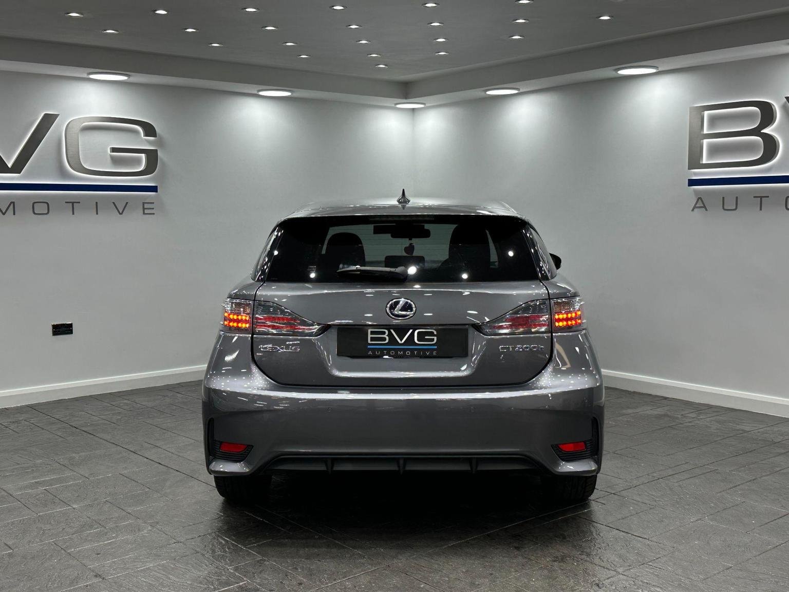 Lexus CT 200h