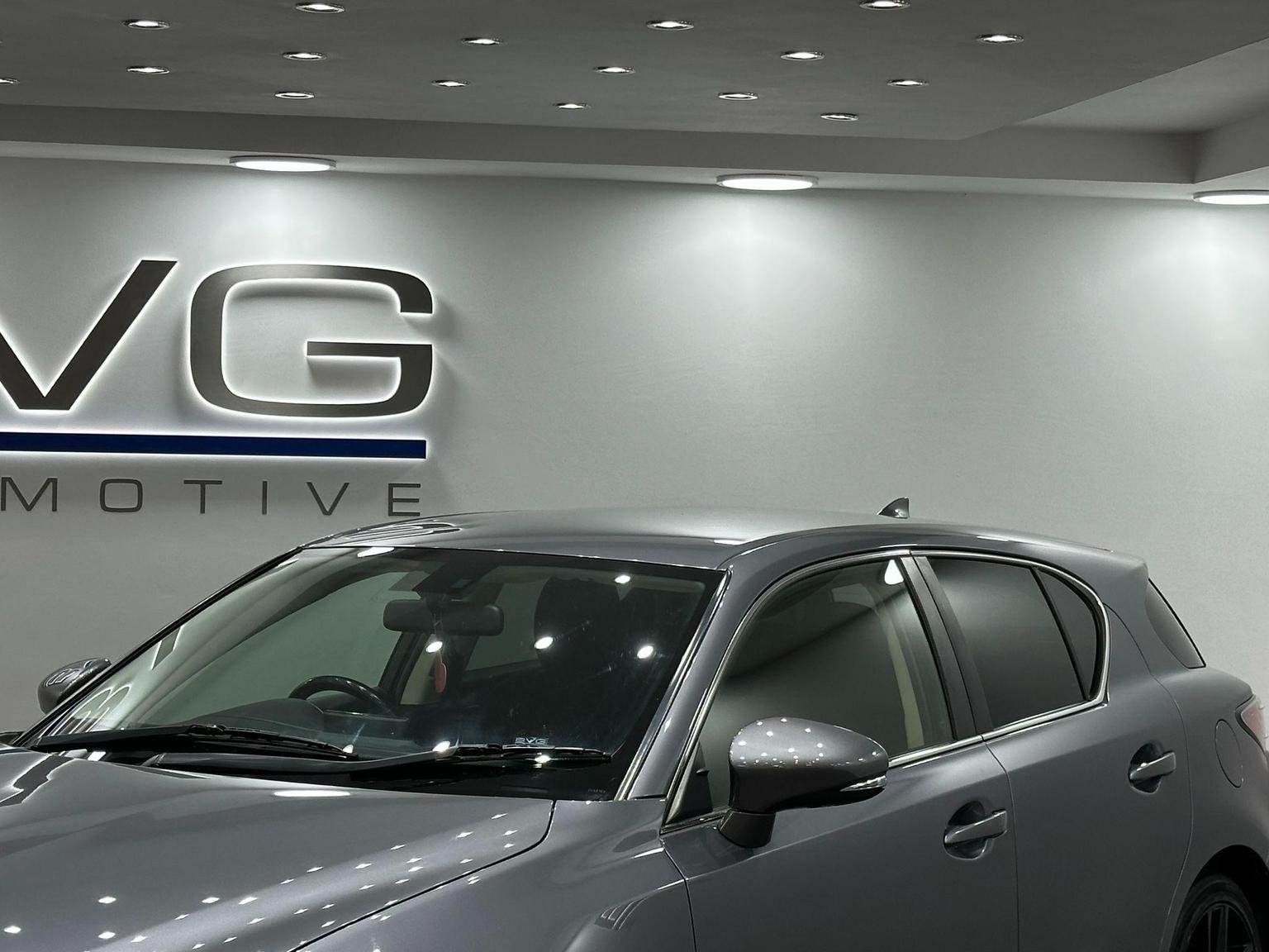 Lexus CT 200h
