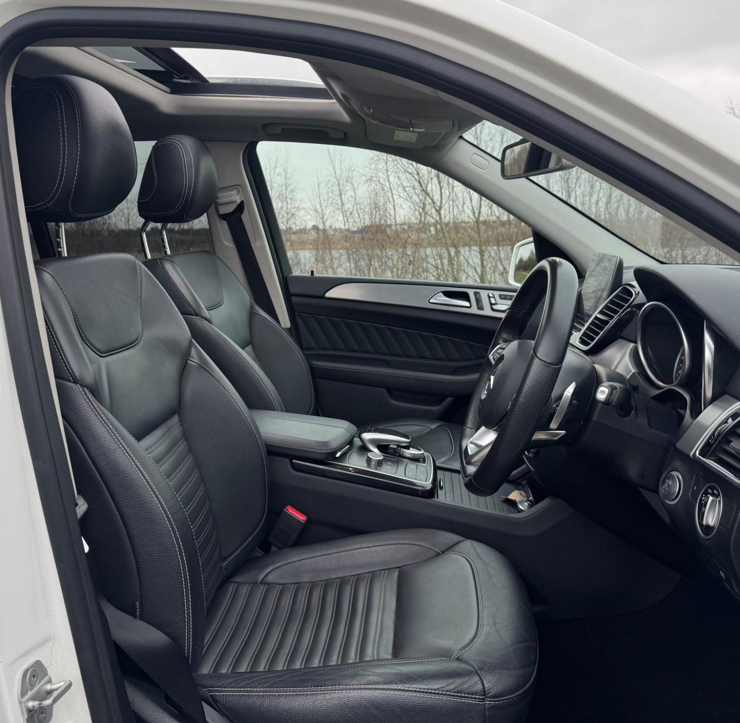 Mercedes Benz GLE-CLASS