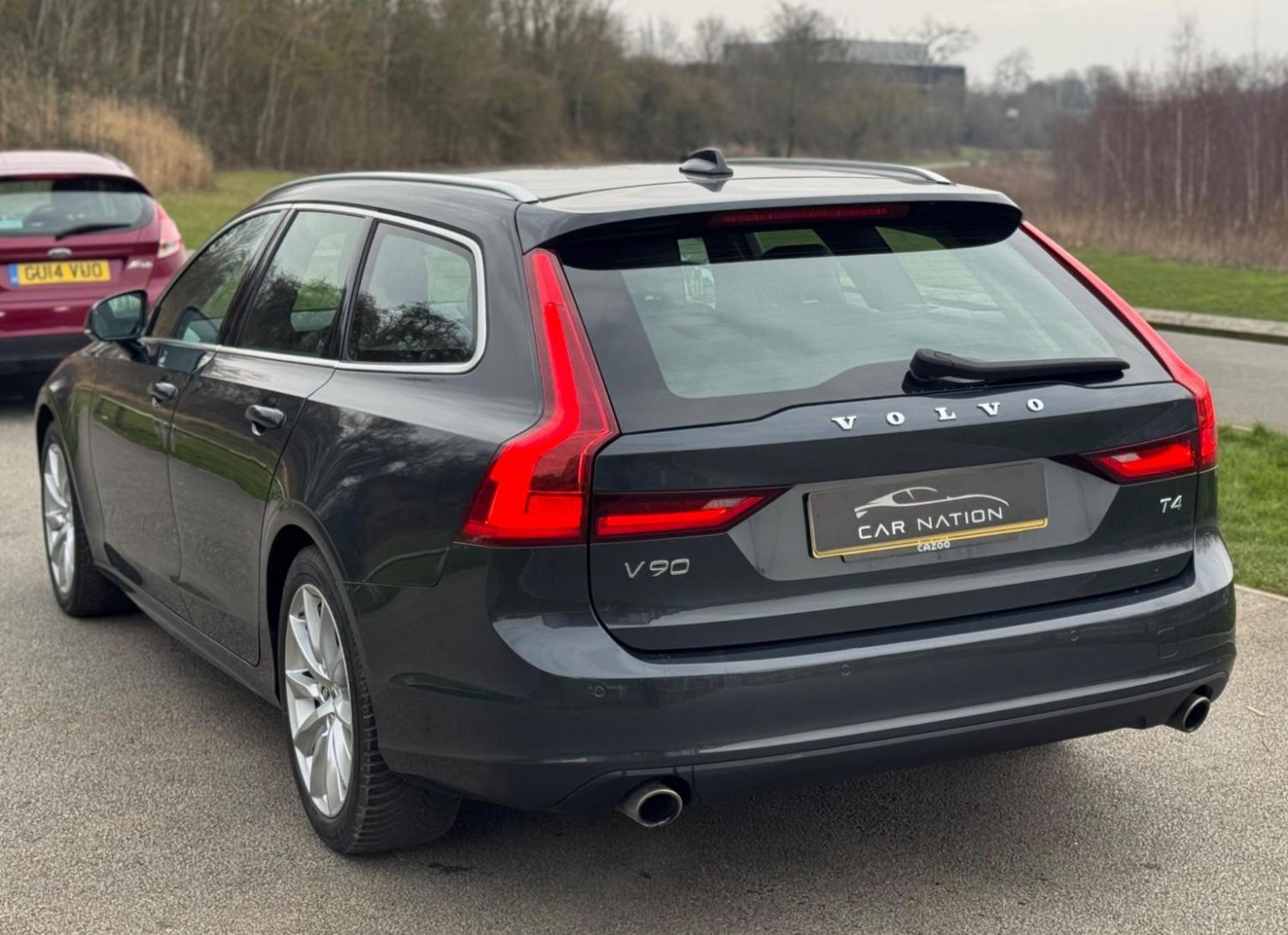 Volvo V90