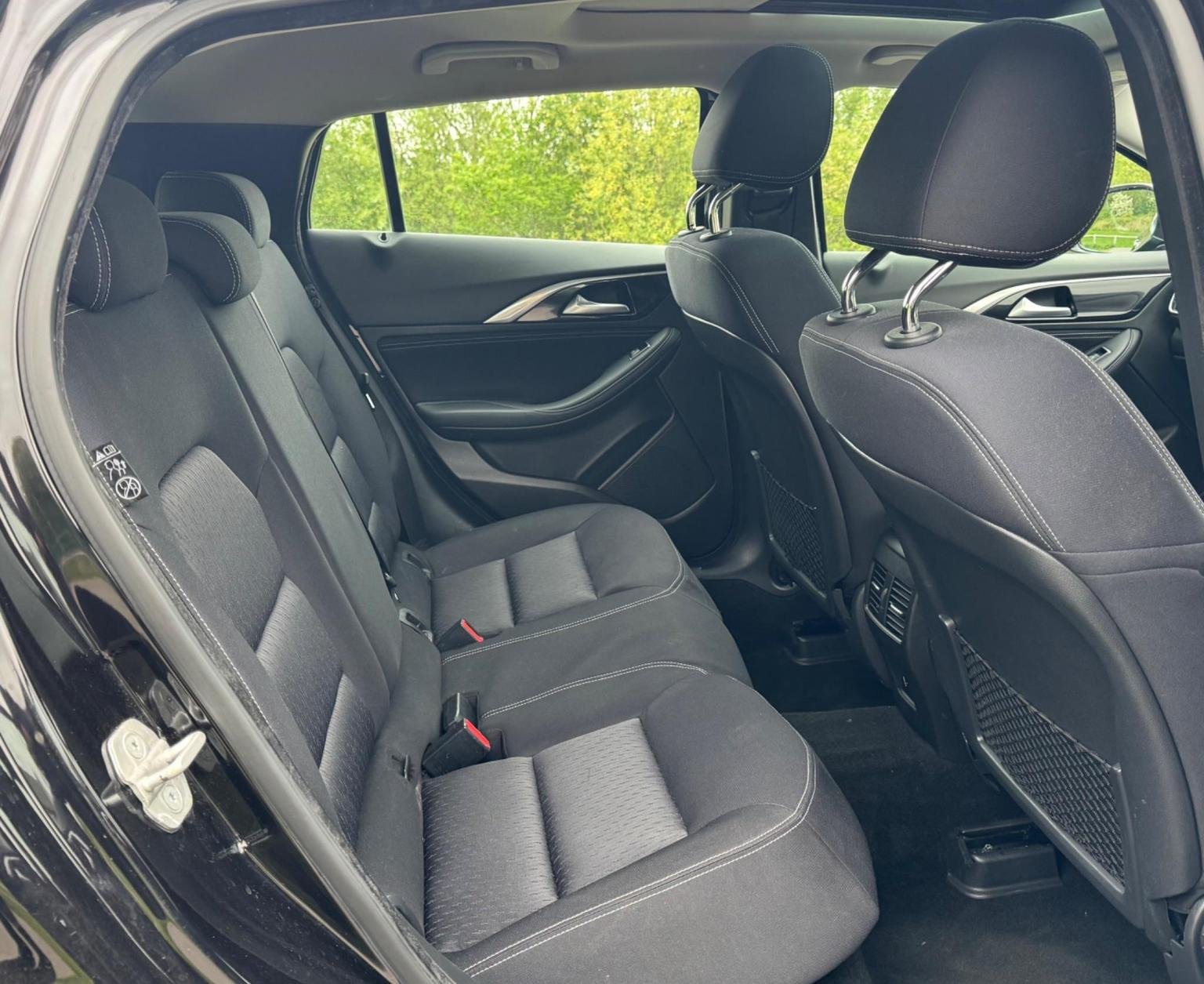 Infiniti Q30