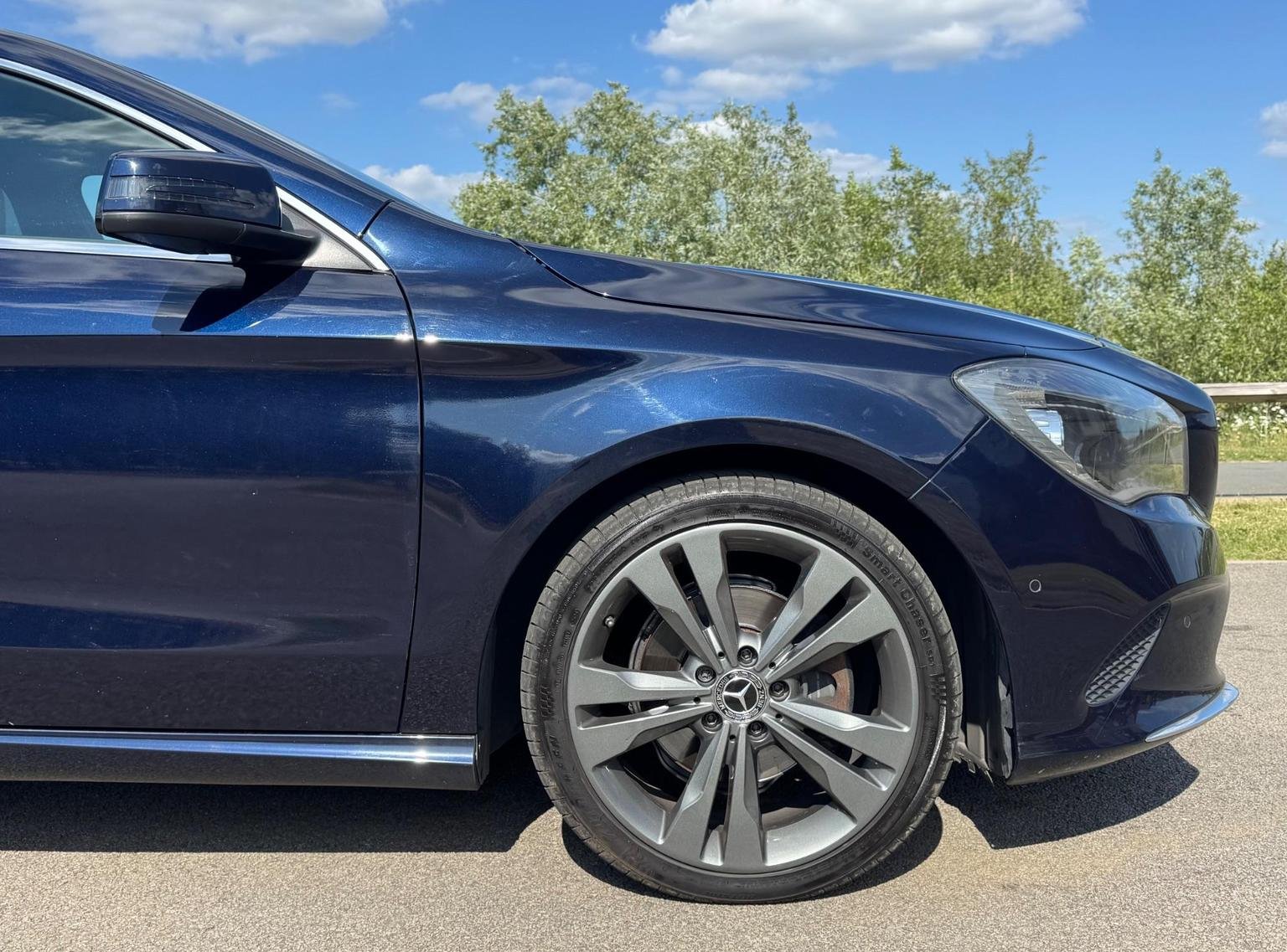 Mercedes Benz CLA