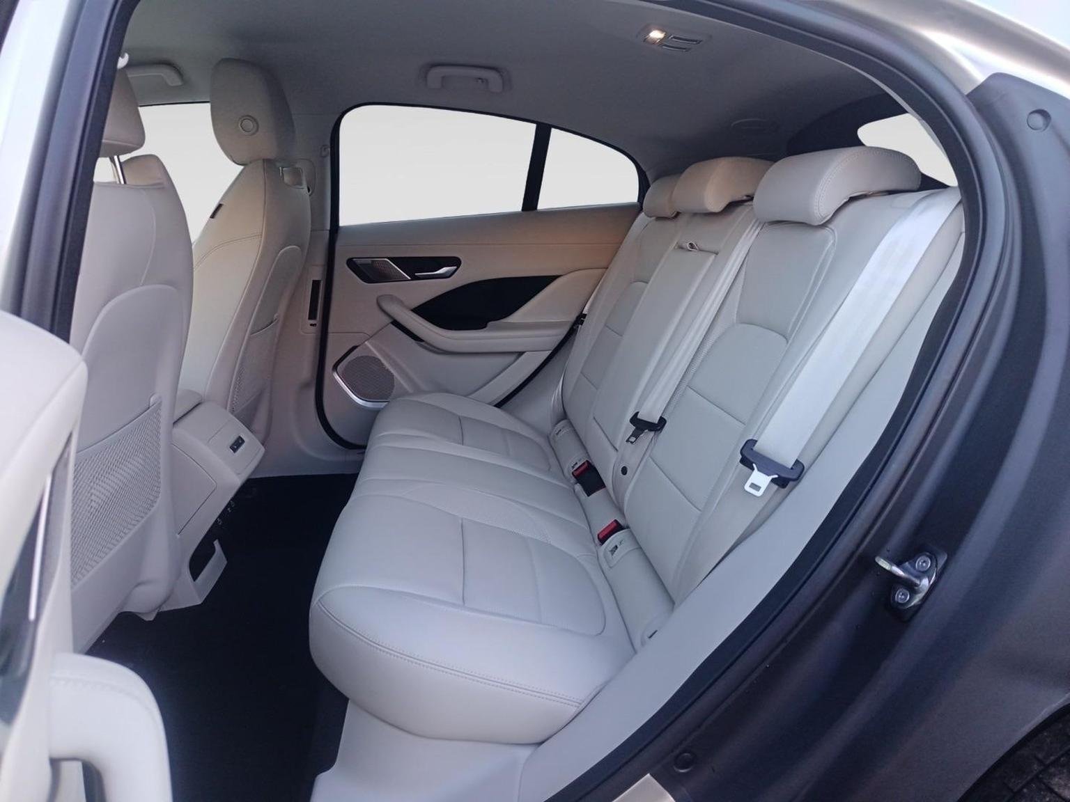 Jaguar I Pace