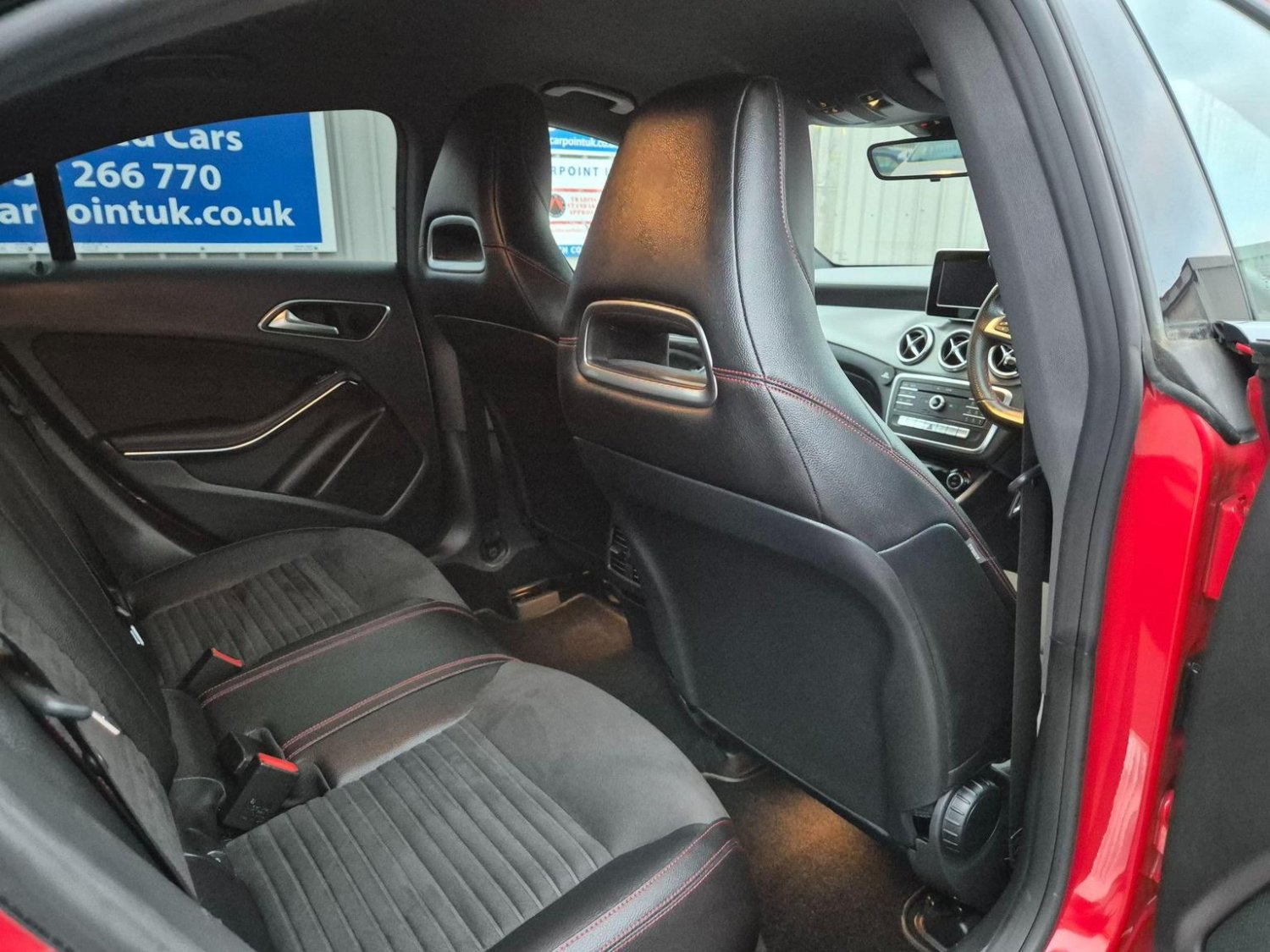 Mercedes Benz CLA