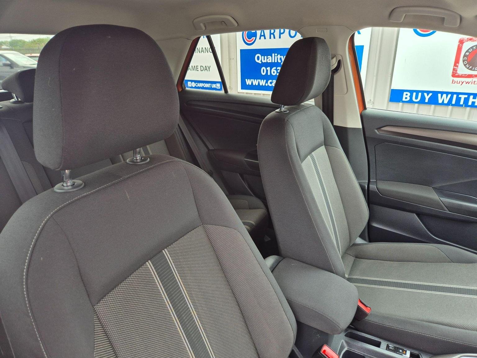 Volkswagen T Roc
