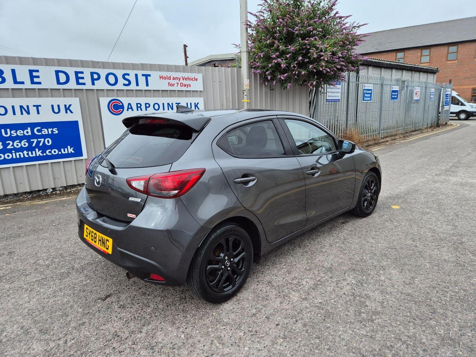 Mazda 2