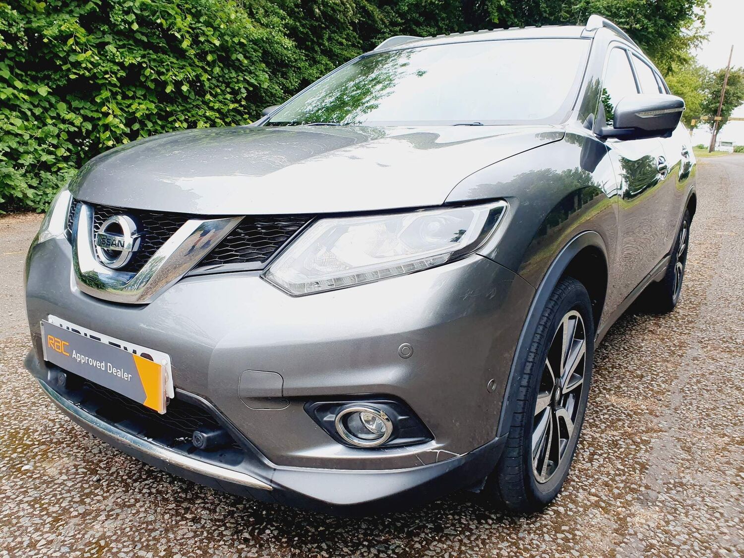 Nissan X Trail