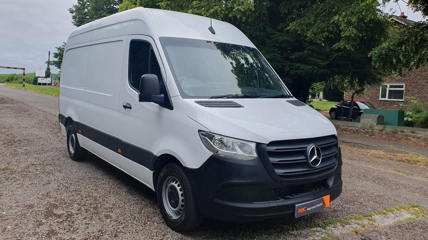 Mercedes Benz Sprinter