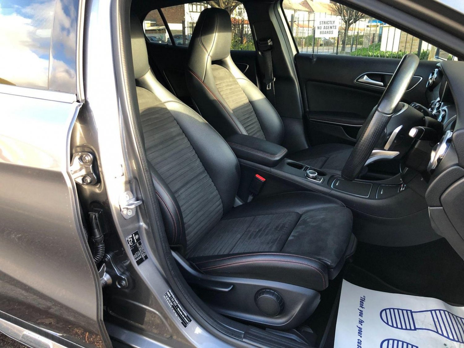 Mercedes Benz GLA Class