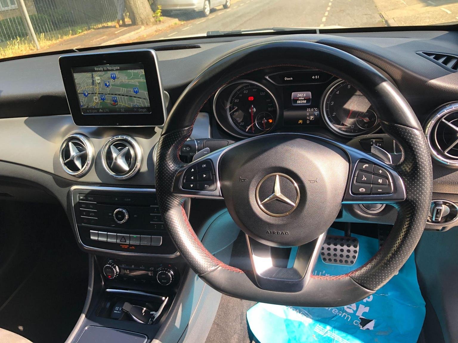 Mercedes Benz CLA
