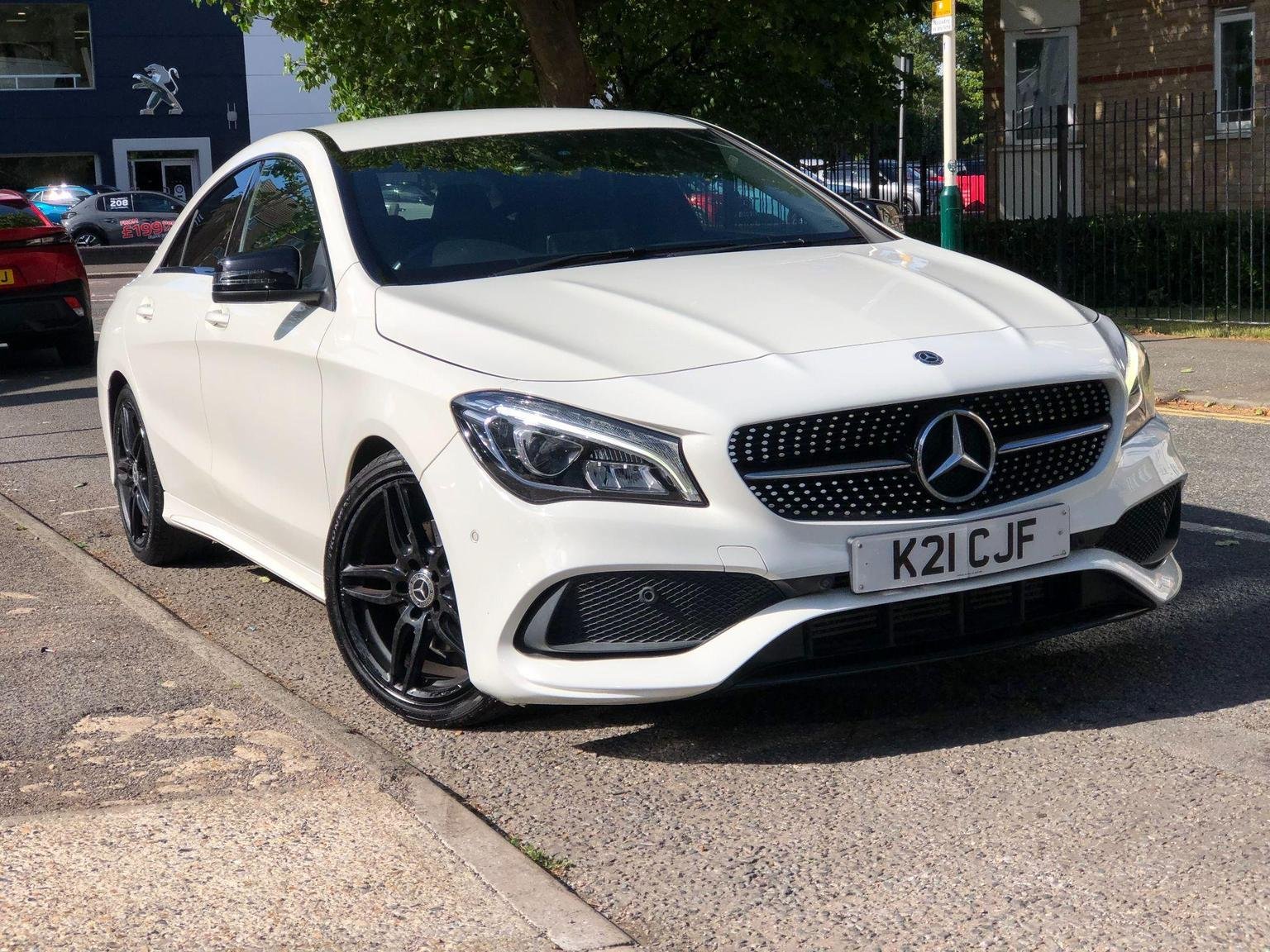 Mercedes Benz CLA