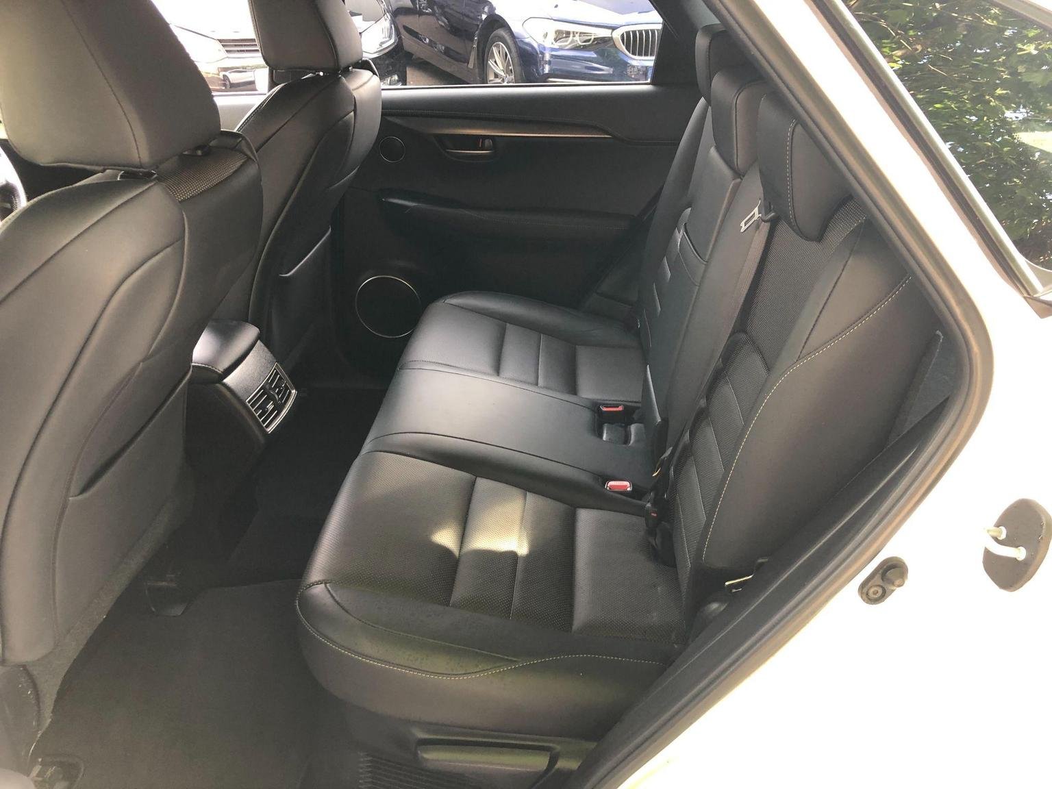 Lexus NX 300h