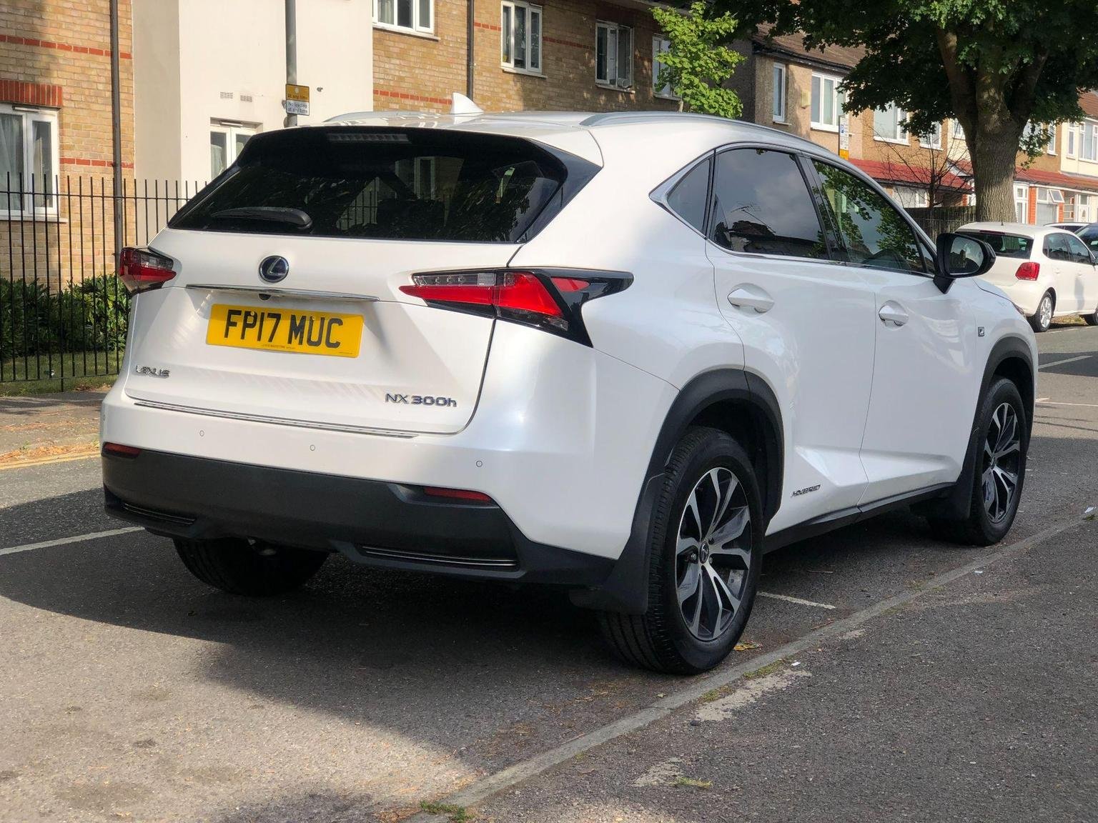 Lexus NX 300h