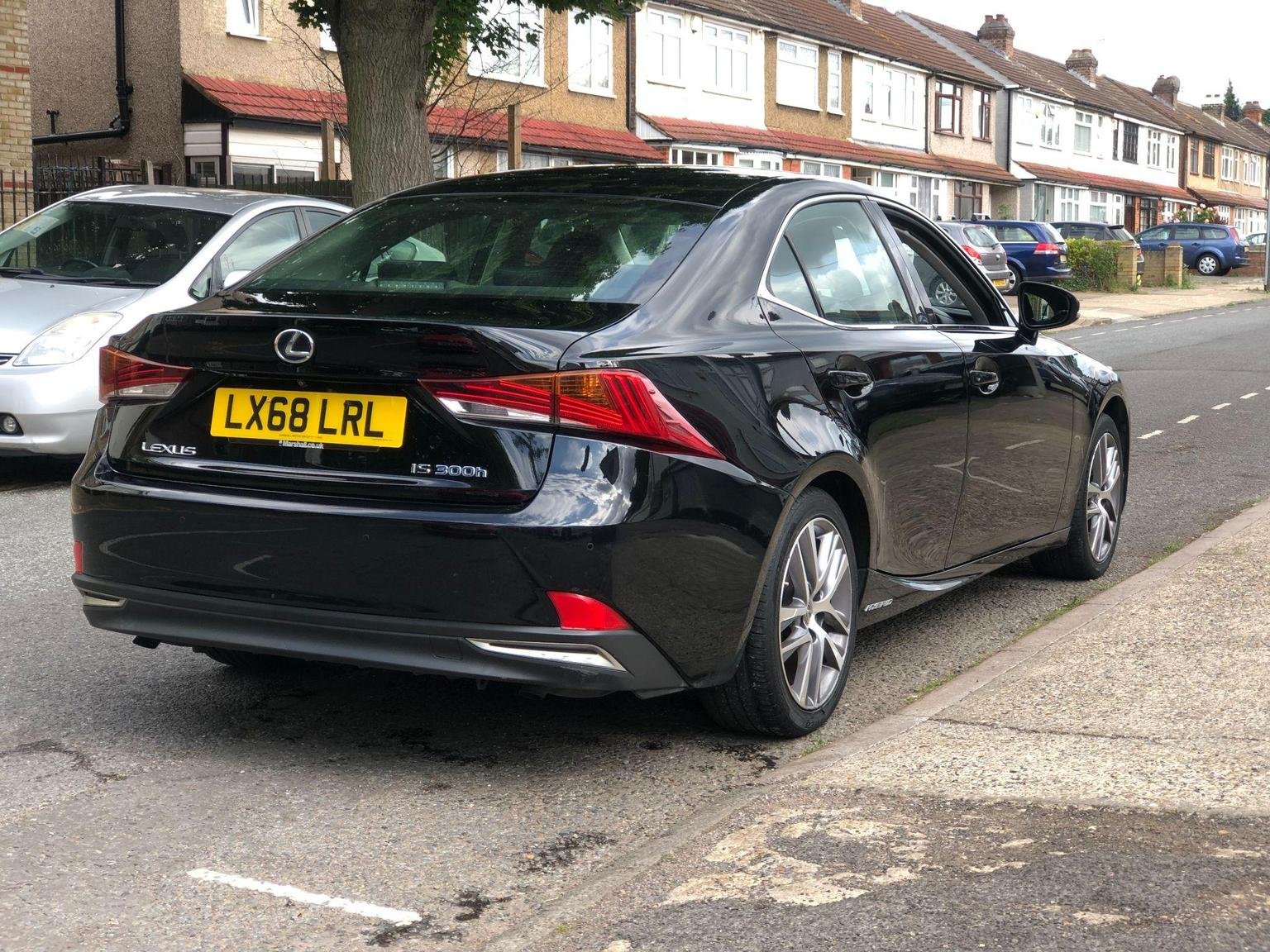 Lexus IS
