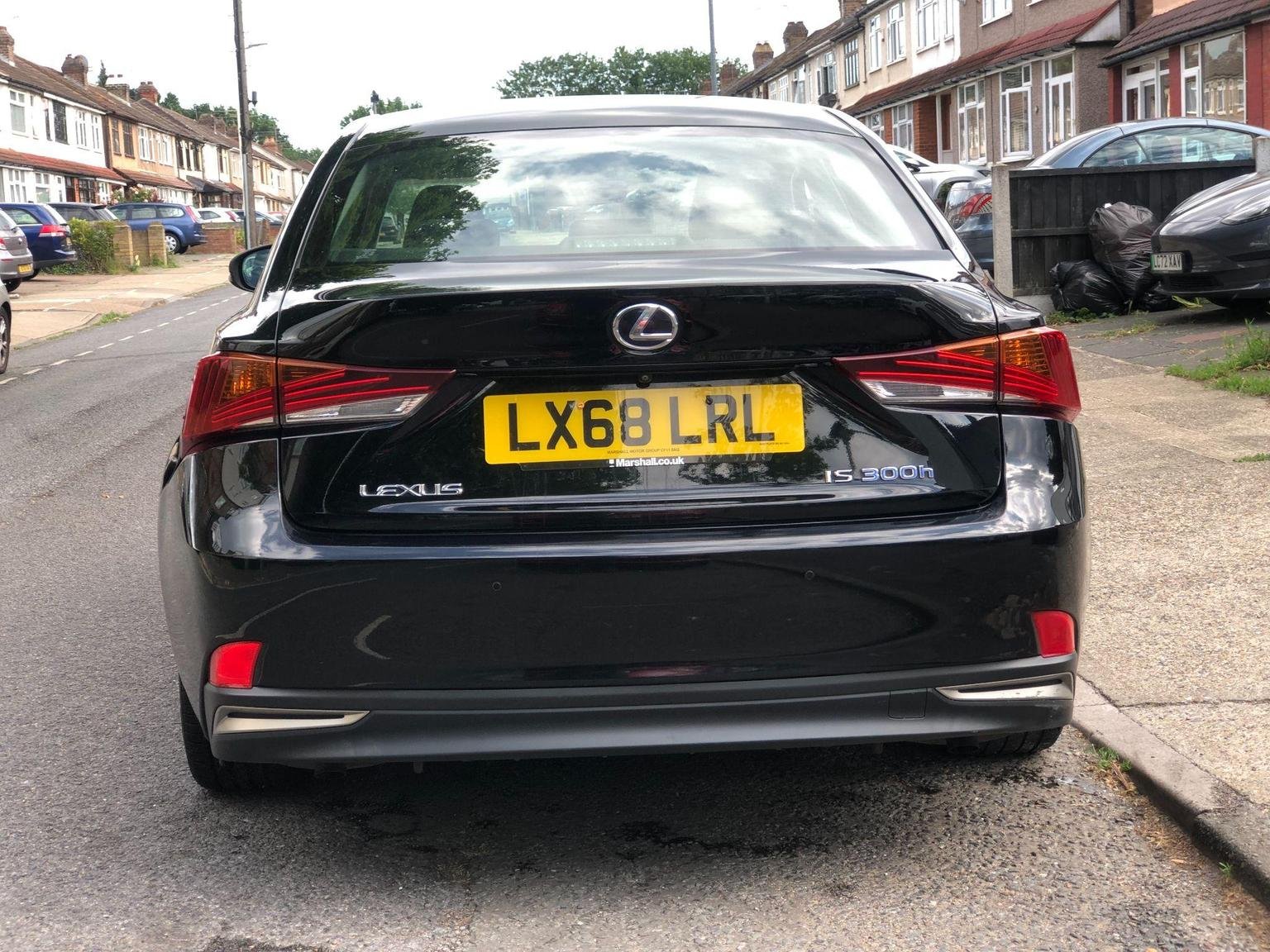 Lexus IS