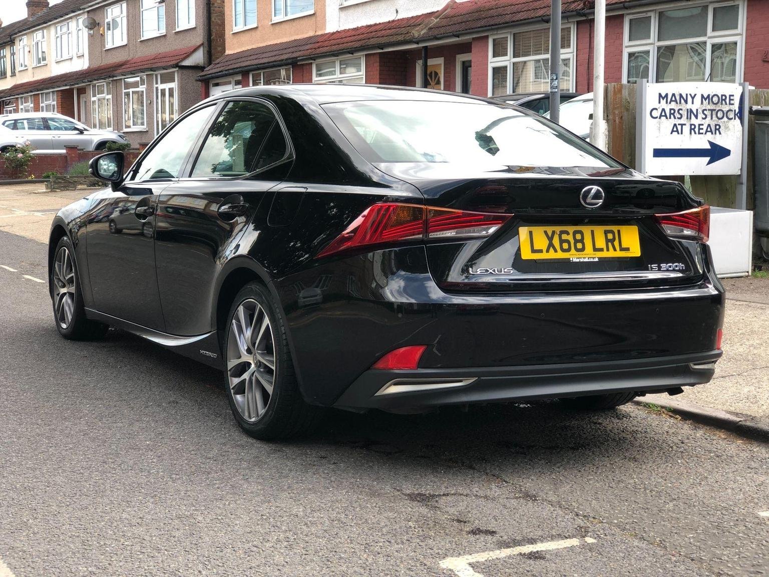 Lexus IS