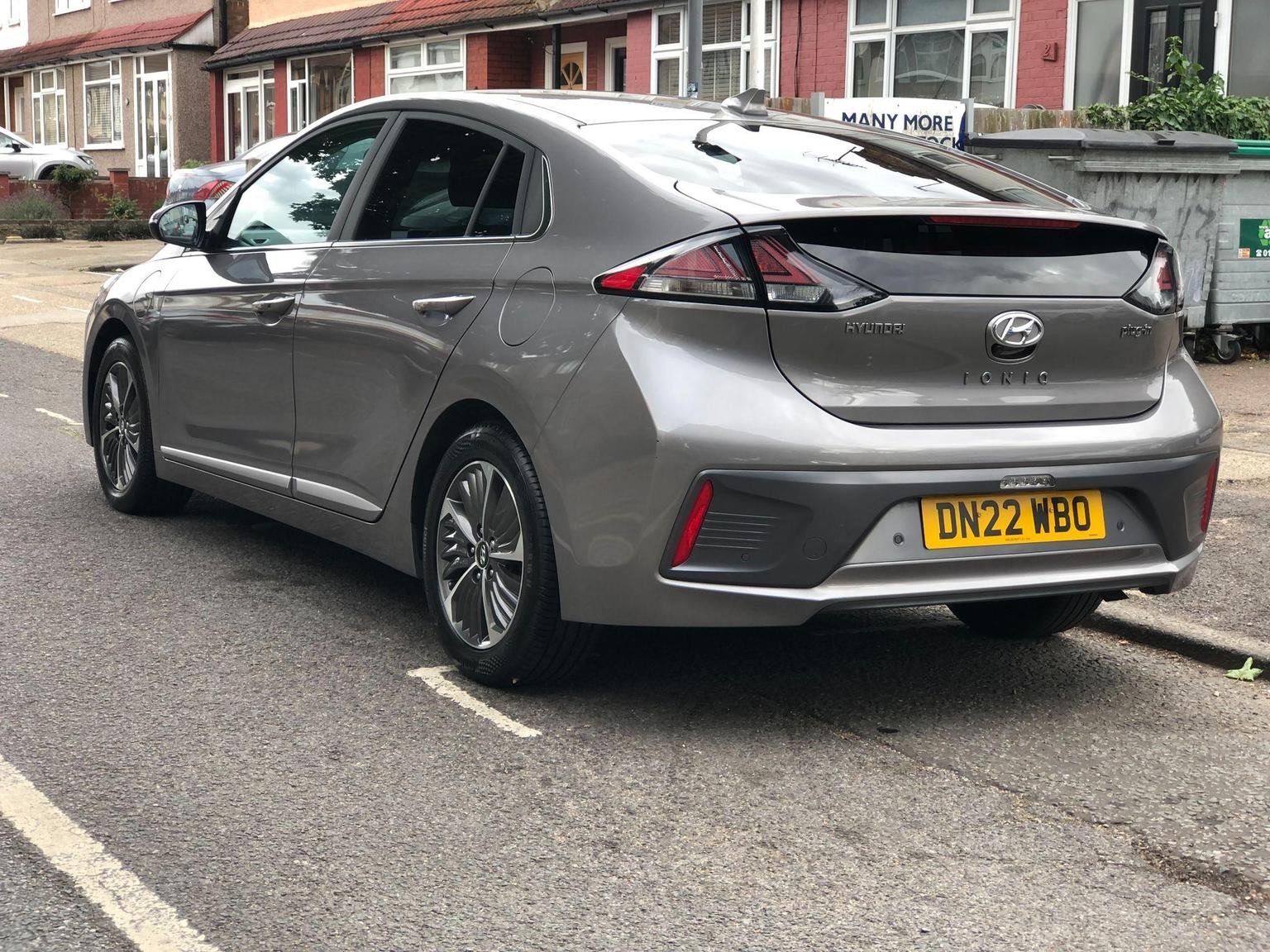 Hyundai IONIQ
