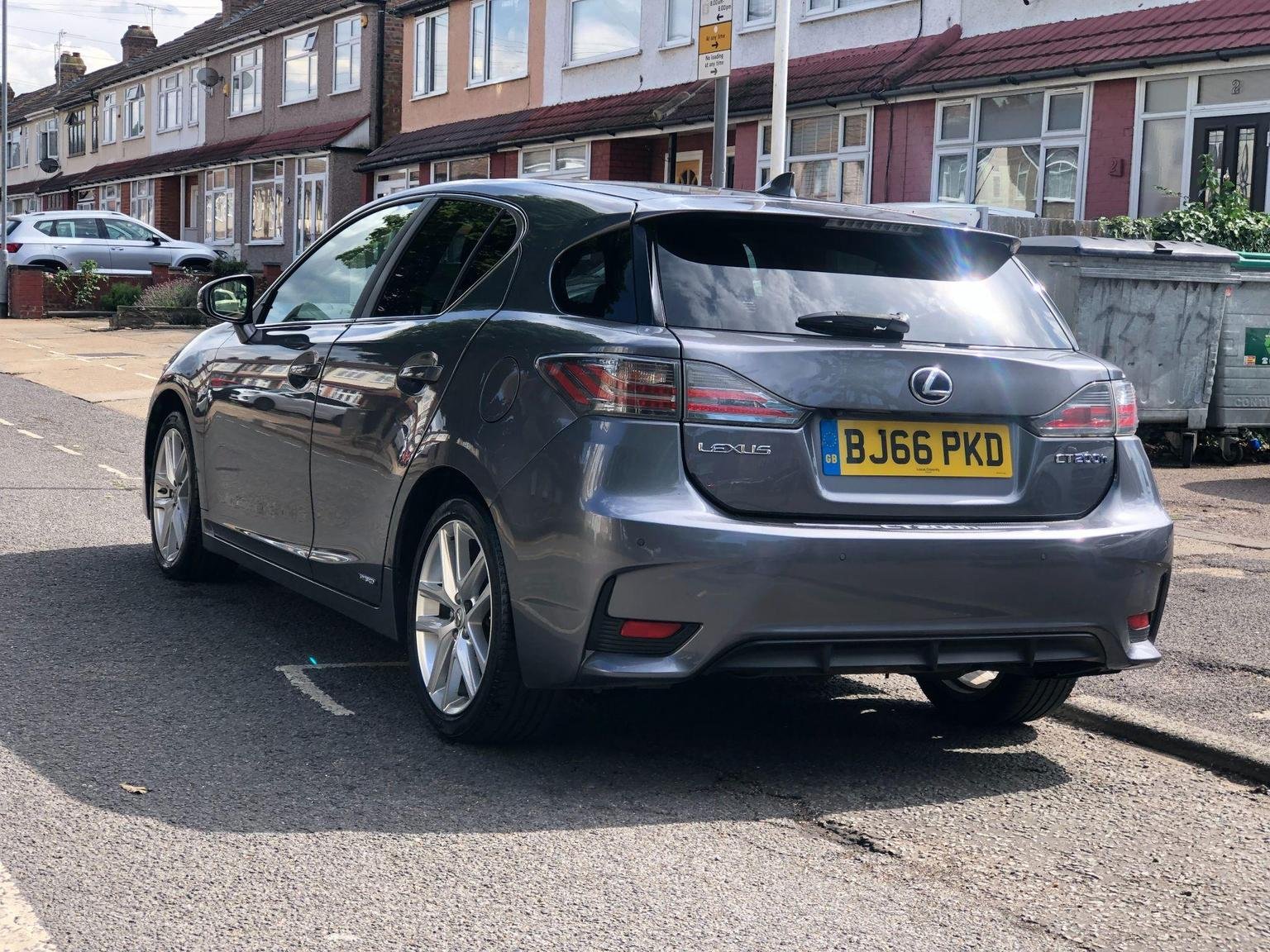 Lexus CT 200h