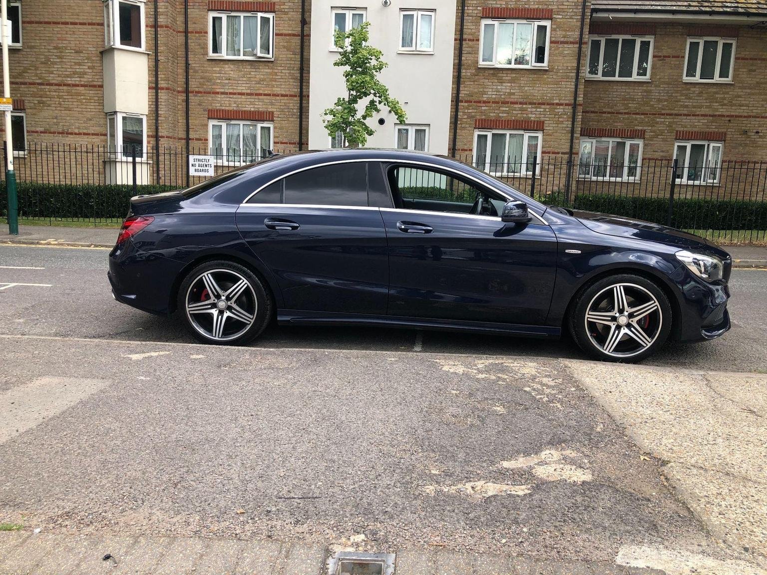 Mercedes Benz CLA